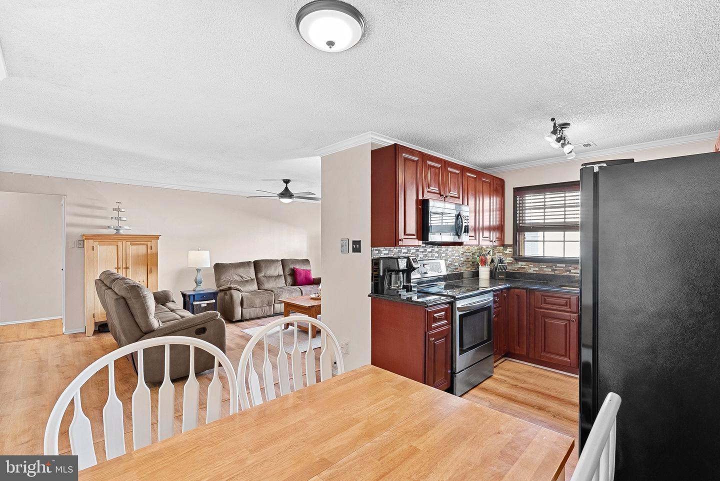 1115 HUNTMASTER TER NE #202, LEESBURG, Virginia 20176, 2 Bedrooms Bedrooms, ,2 BathroomsBathrooms,Residential,For sale,1115 HUNTMASTER TER NE #202,VALO2114178 MLS # VALO2114178