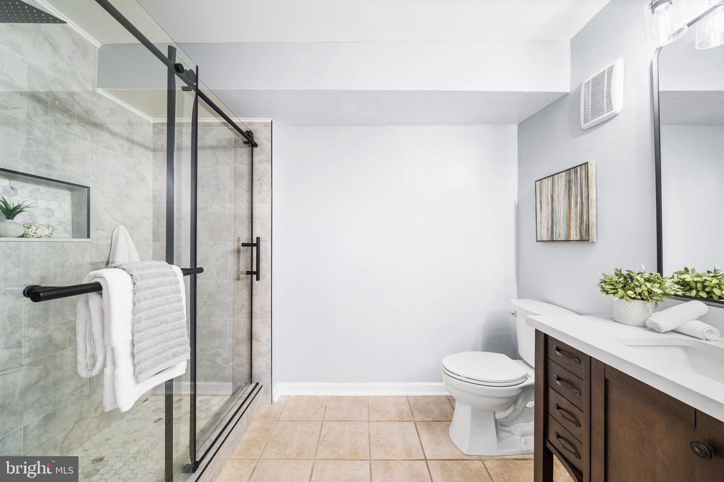 7518-B SNOWPEA CT #38, ALEXANDRIA, Virginia 22306, 2 Bedrooms Bedrooms, 8 Rooms Rooms,2 BathroomsBathrooms,Residential,For sale,7518-B SNOWPEA CT #38,VAFX2286440 MLS # VAFX2286440 7518-B SNOWPEA CT #38, ALEXANDRIA, Virginia 22306, 2 Bedrooms Bedrooms, 8 Rooms Rooms,2 BathroomsBathrooms,Residential,For sale,7518-B SNOWPEA CT #38,VAFX2286440 MLS # VAFX2286440