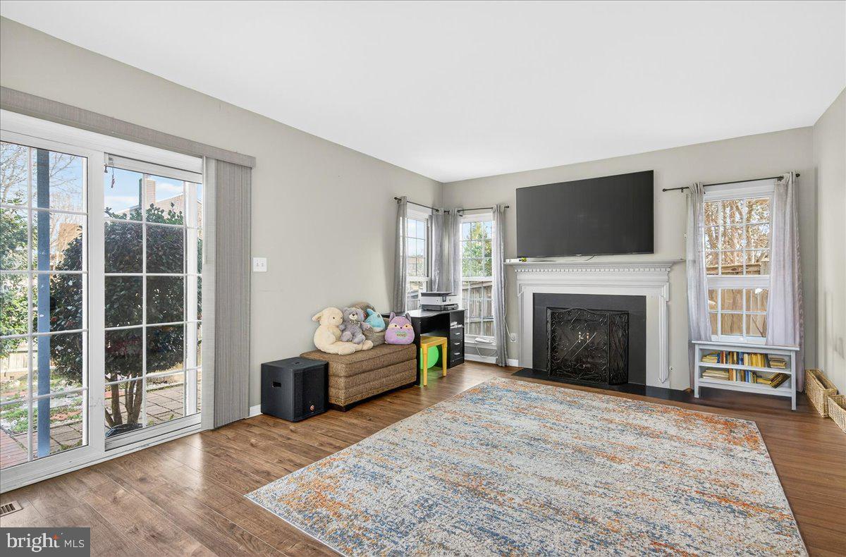 10200 RACQUET CIR, MANASSAS, Virginia 20110, 4 Bedrooms Bedrooms, ,2 BathroomsBathrooms,Residential,For sale,10200 RACQUET CIR,VAMN2009982 MLS # VAMN2009982