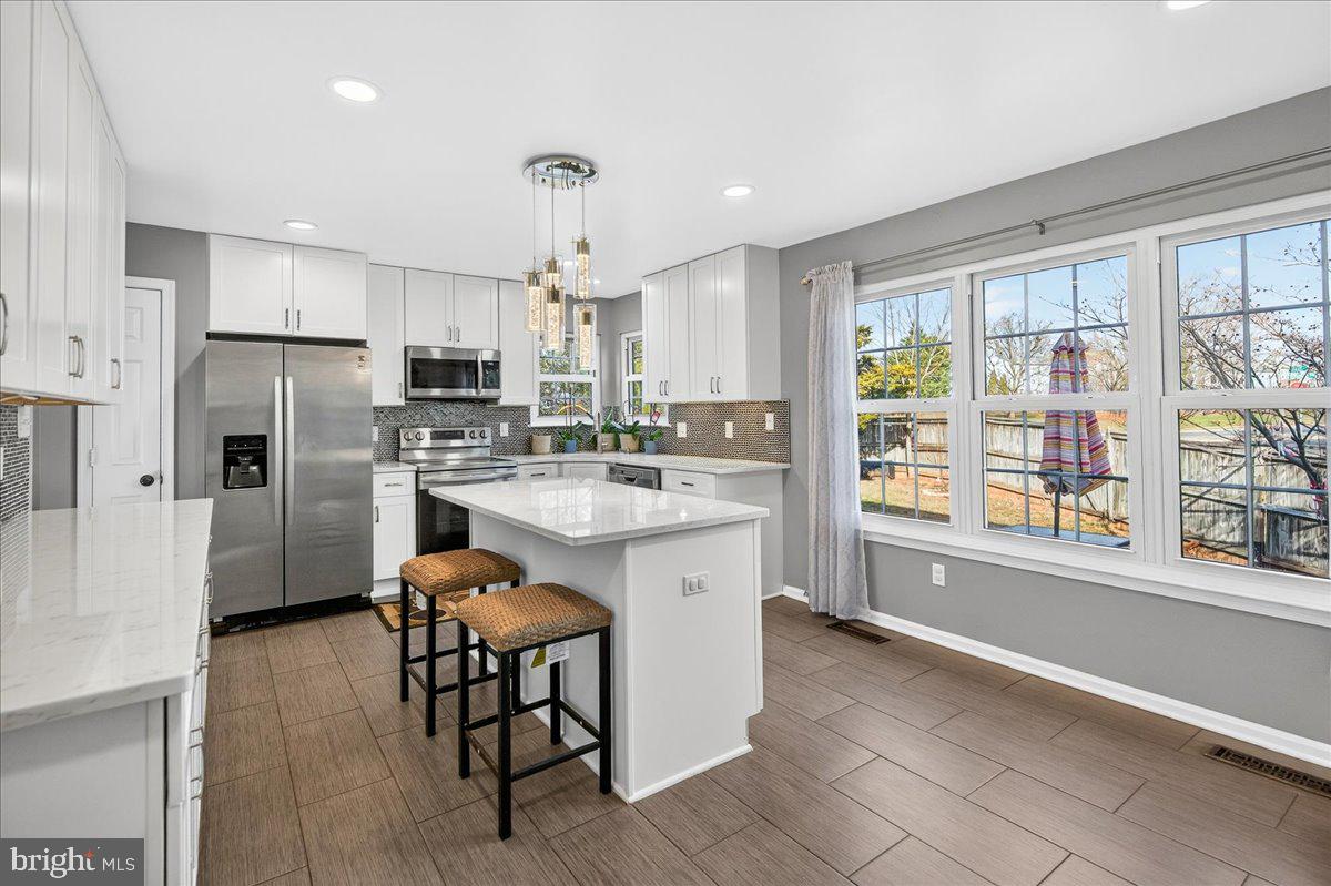 10200 RACQUET CIR, MANASSAS, Virginia 20110, 4 Bedrooms Bedrooms, ,2 BathroomsBathrooms,Residential,For sale,10200 RACQUET CIR,VAMN2009982 MLS # VAMN2009982