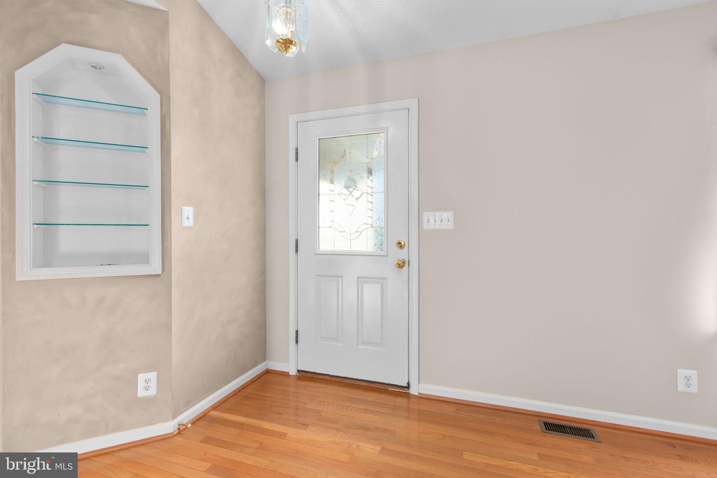 3700 ALBERTA DR, FREDERICKSBURG, Virginia 22408, 3 Bedrooms Bedrooms, ,2 BathroomsBathrooms,Residential,For sale,3700 ALBERTA DR,VASP2038748 MLS # VASP2038748