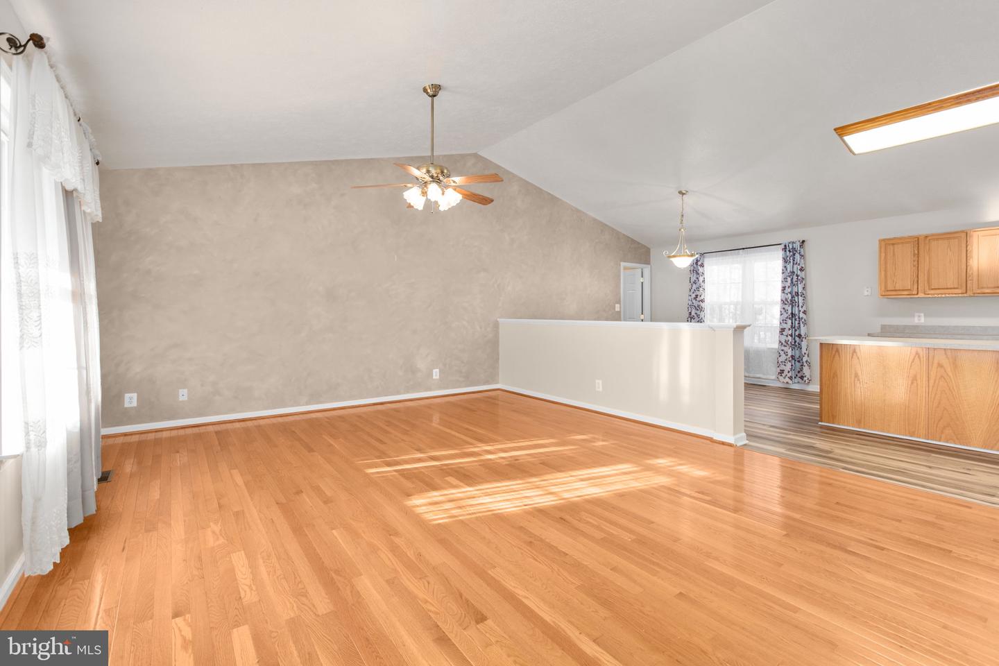 3700 ALBERTA DR, FREDERICKSBURG, Virginia 22408, 3 Bedrooms Bedrooms, ,2 BathroomsBathrooms,Residential,For sale,3700 ALBERTA DR,VASP2038748 MLS # VASP2038748