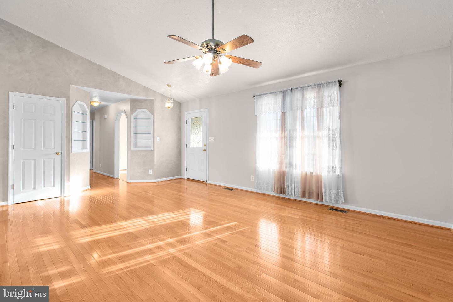 3700 ALBERTA DR, FREDERICKSBURG, Virginia 22408, 3 Bedrooms Bedrooms, ,2 BathroomsBathrooms,Residential,For sale,3700 ALBERTA DR,VASP2038748 MLS # VASP2038748