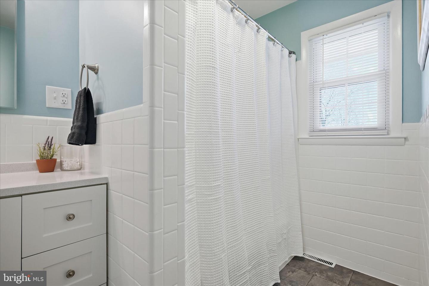 891 STONEBURNER RD, EDINBURG, Virginia 22824, 3 Bedrooms Bedrooms, 6 Rooms Rooms,2 BathroomsBathrooms,Residential,For sale,891 STONEBURNER RD,VASH2013420 MLS # VASH2013420