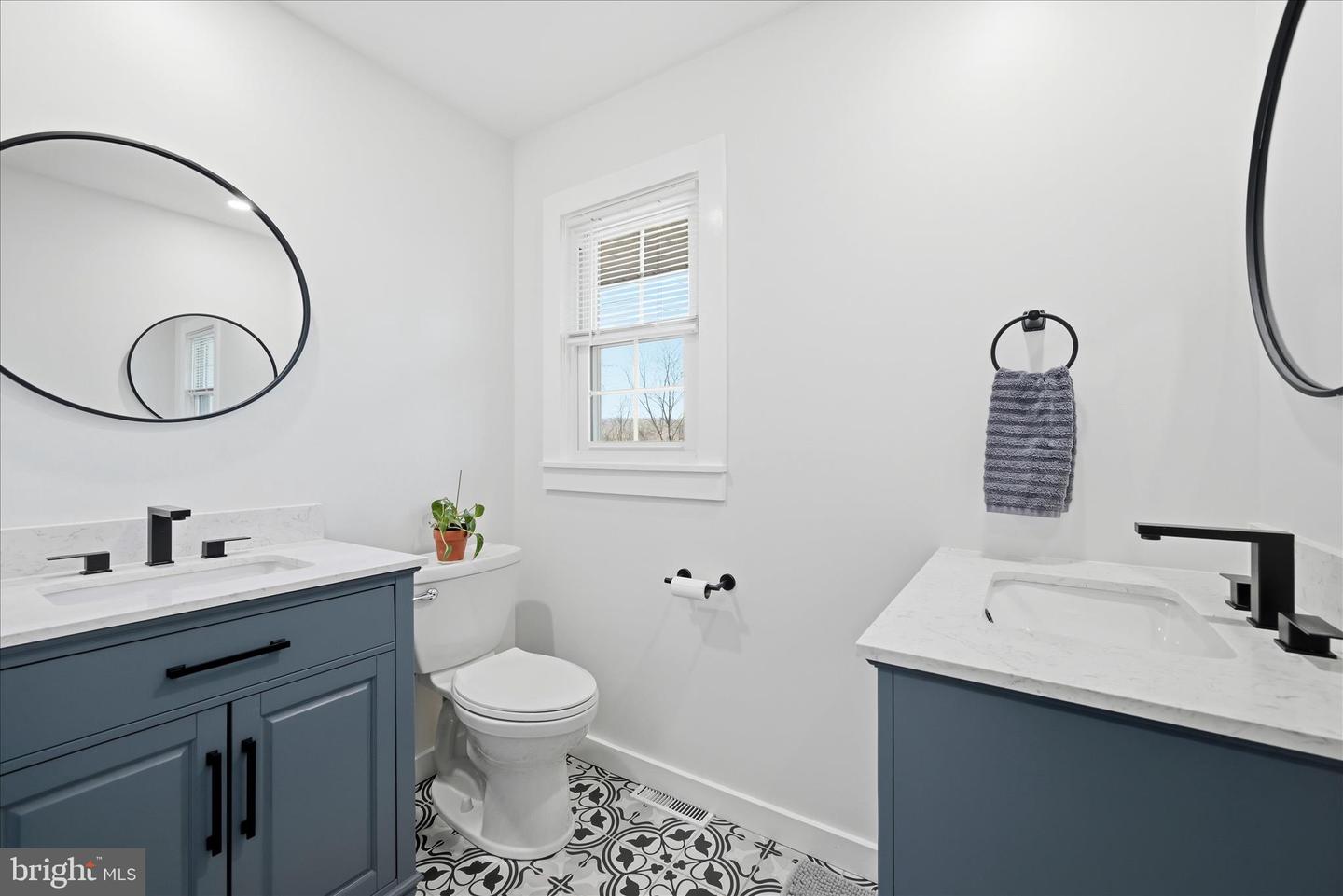 891 STONEBURNER RD, EDINBURG, Virginia 22824, 3 Bedrooms Bedrooms, 6 Rooms Rooms,2 BathroomsBathrooms,Residential,For sale,891 STONEBURNER RD,VASH2013420 MLS # VASH2013420