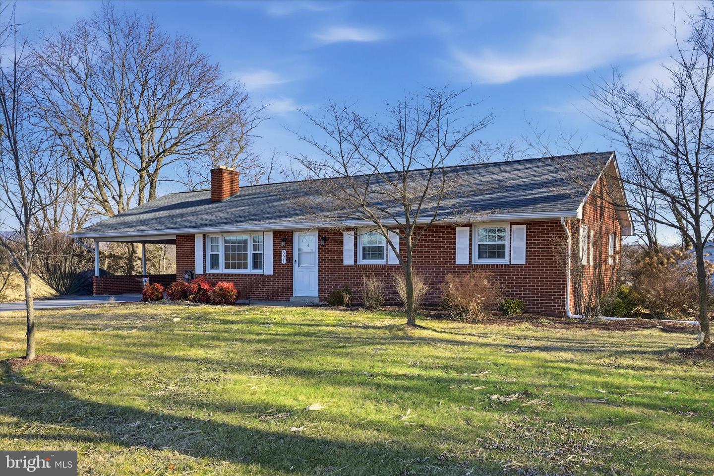 891 STONEBURNER RD, EDINBURG, Virginia 22824, 3 Bedrooms Bedrooms, 6 Rooms Rooms,2 BathroomsBathrooms,Residential,For sale,891 STONEBURNER RD,VASH2013420 MLS # VASH2013420