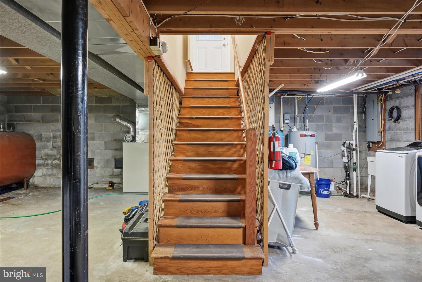 891 STONEBURNER RD, EDINBURG, Virginia 22824, 3 Bedrooms Bedrooms, 6 Rooms Rooms,2 BathroomsBathrooms,Residential,For sale,891 STONEBURNER RD,VASH2013420 MLS # VASH2013420