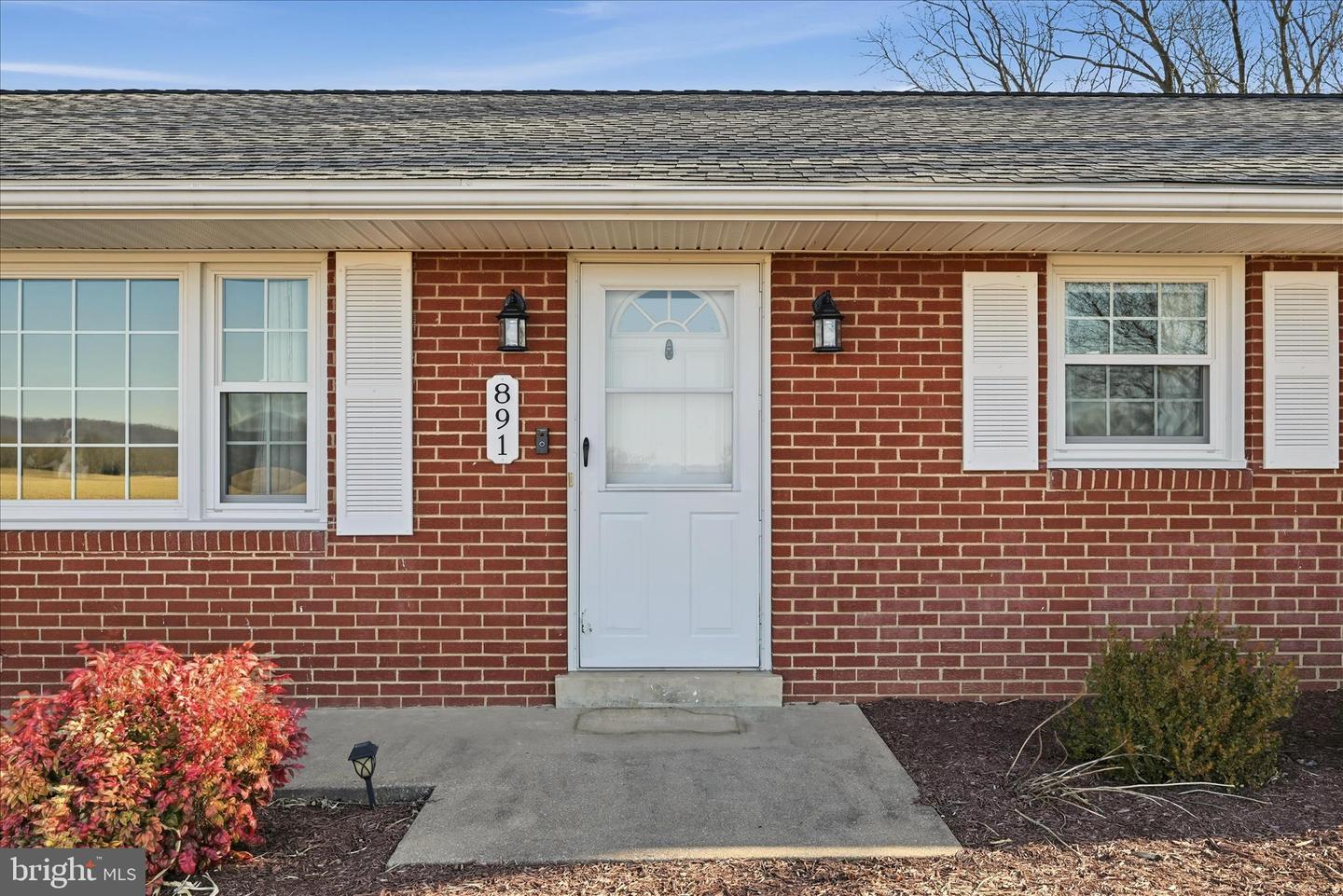 891 STONEBURNER RD, EDINBURG, Virginia 22824, 3 Bedrooms Bedrooms, 6 Rooms Rooms,2 BathroomsBathrooms,Residential,For sale,891 STONEBURNER RD,VASH2013420 MLS # VASH2013420