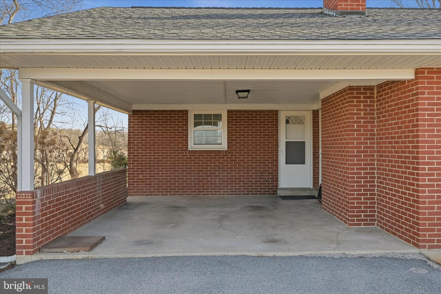 891 STONEBURNER RD, EDINBURG, Virginia 22824, 3 Bedrooms Bedrooms, 6 Rooms Rooms,2 BathroomsBathrooms,Residential,For sale,891 STONEBURNER RD,VASH2013420 MLS # VASH2013420