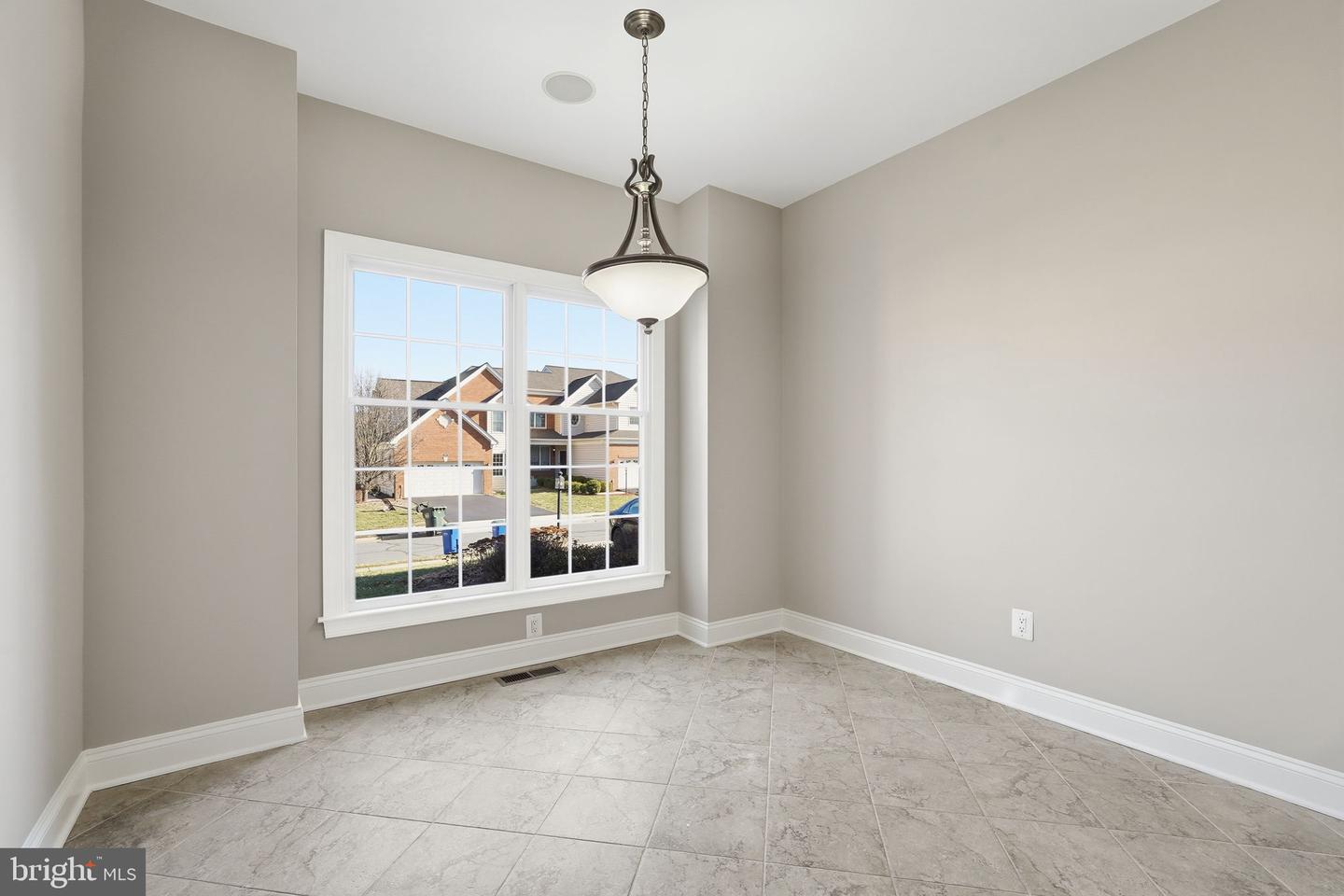 22831 QUANTE SQ, ASHBURN, Virginia 20148, 3 Bedrooms Bedrooms, ,3 BathroomsBathrooms,Residential,For sale,22831 QUANTE SQ,VALO2114298 MLS # VALO2114298