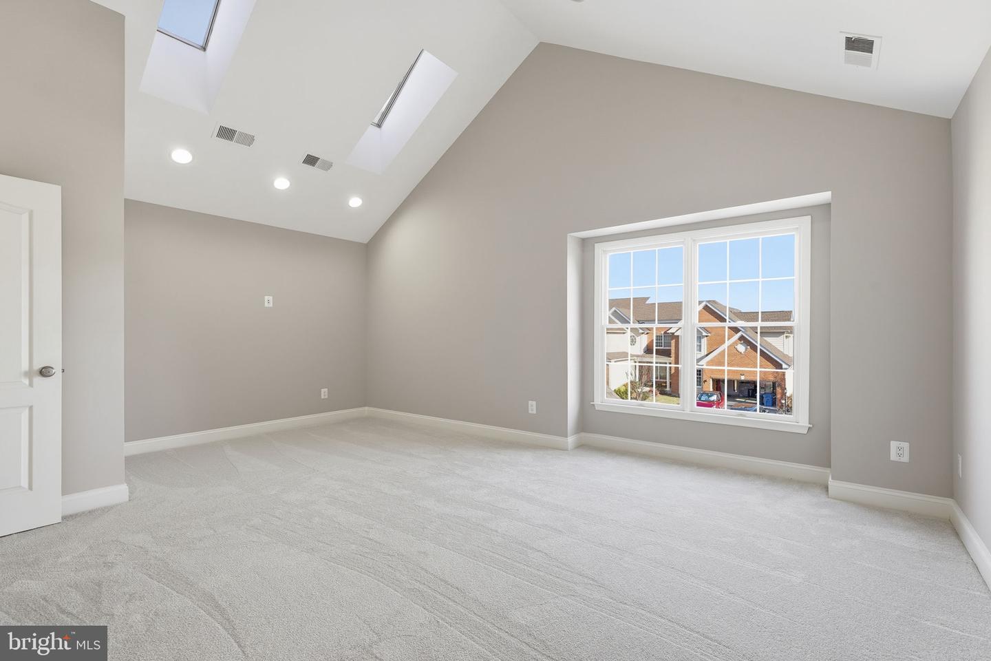 22831 QUANTE SQ, ASHBURN, Virginia 20148, 3 Bedrooms Bedrooms, ,3 BathroomsBathrooms,Residential,For sale,22831 QUANTE SQ,VALO2114298 MLS # VALO2114298