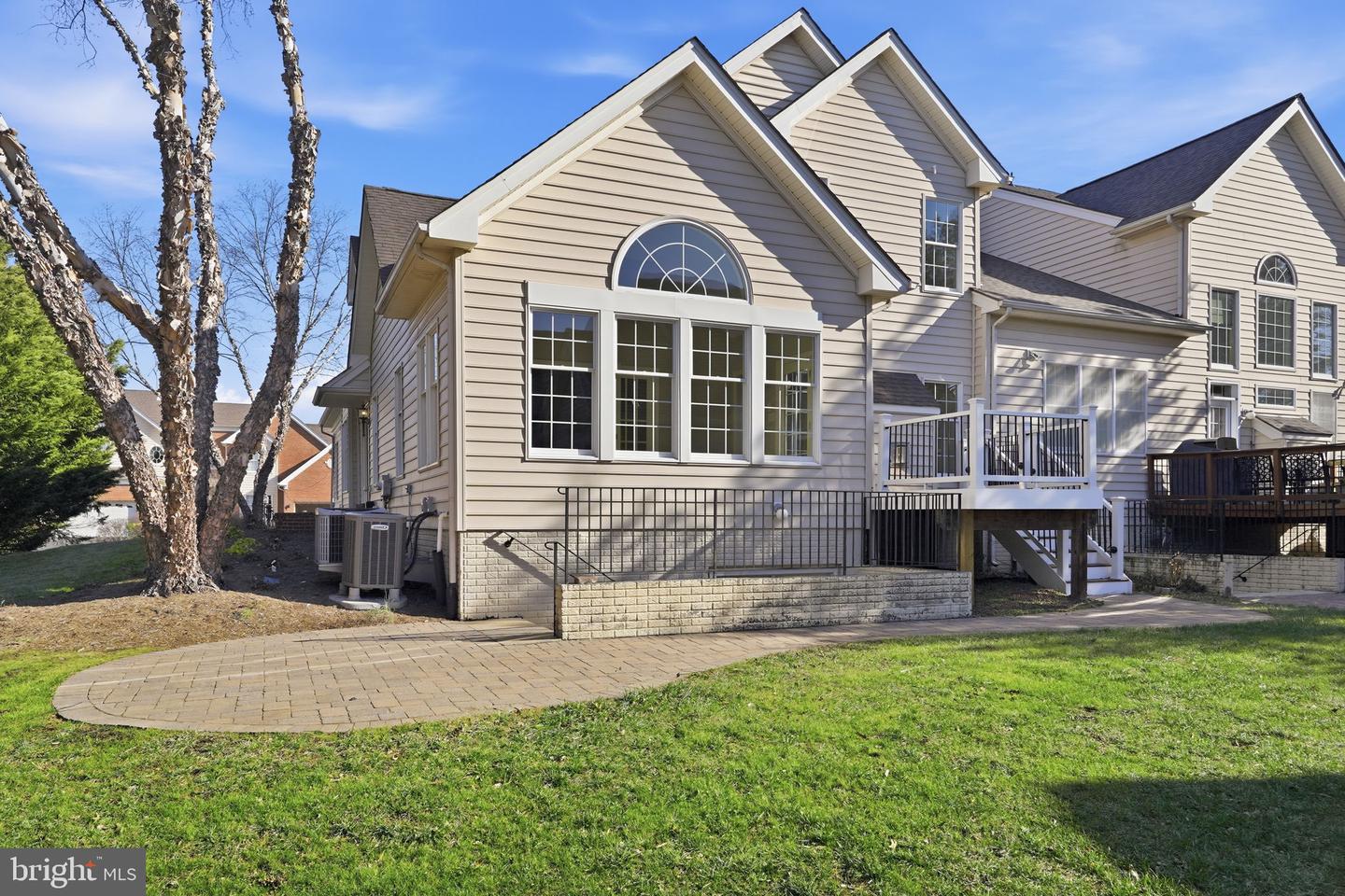 22831 QUANTE SQ, ASHBURN, Virginia 20148, 3 Bedrooms Bedrooms, ,3 BathroomsBathrooms,Residential,For sale,22831 QUANTE SQ,VALO2114298 MLS # VALO2114298