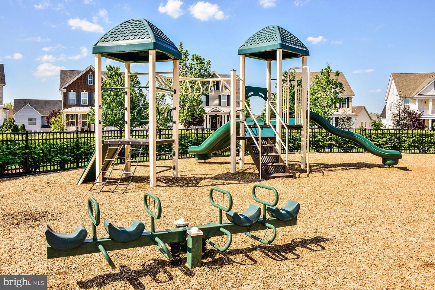 22831 QUANTE SQ, ASHBURN, Virginia 20148, 3 Bedrooms Bedrooms, ,3 BathroomsBathrooms,Residential,For sale,22831 QUANTE SQ,VALO2114298 MLS # VALO2114298