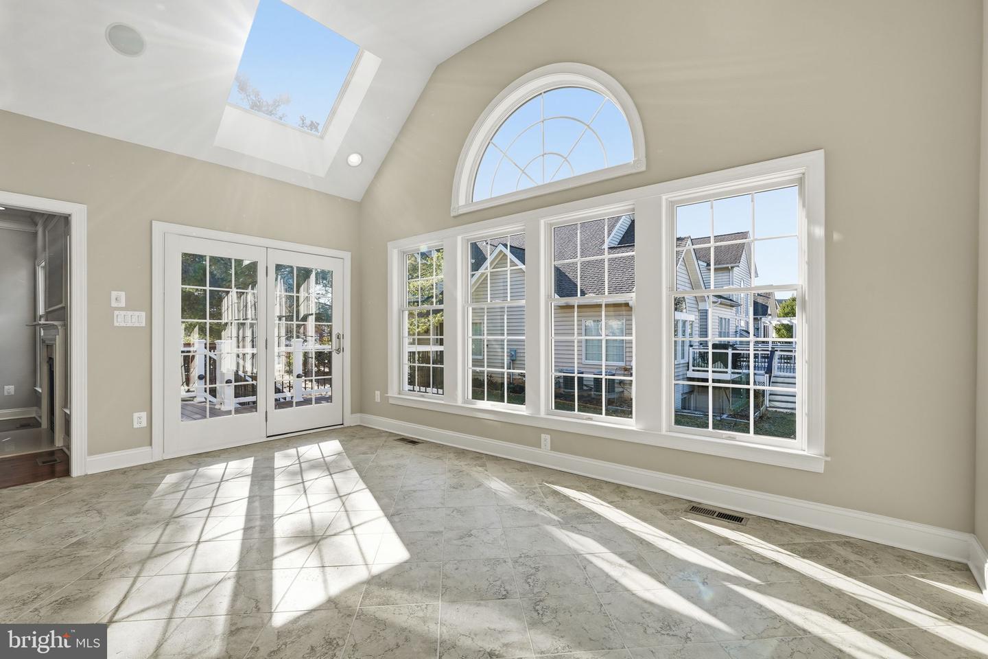 22831 QUANTE SQ, ASHBURN, Virginia 20148, 3 Bedrooms Bedrooms, ,3 BathroomsBathrooms,Residential,For sale,22831 QUANTE SQ,VALO2114298 MLS # VALO2114298