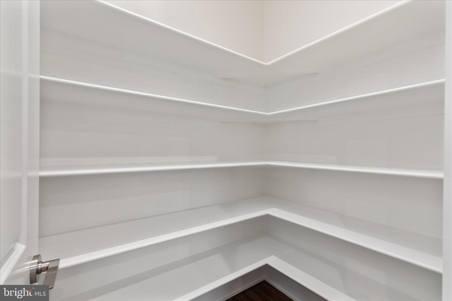 114 HEYFORD DR, STEPHENSON, Virginia 22656, 4 Bedrooms Bedrooms, ,4 BathroomsBathrooms,Residential,For sale,114 HEYFORD DR,VAFV2039112 MLS # VAFV2039112