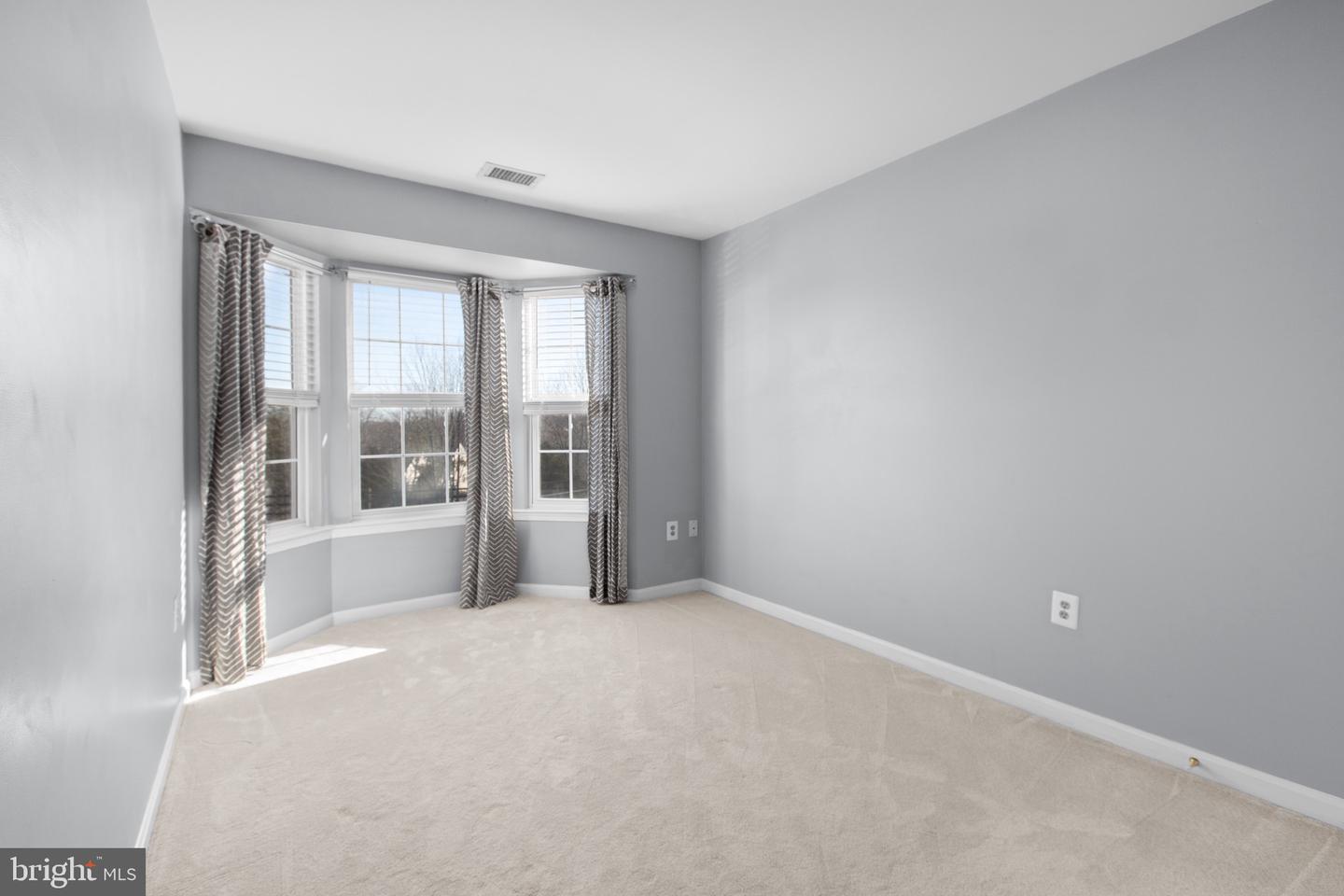 138 TAMAR CREEK LN, STAFFORD, Virginia 22554, 4 Bedrooms Bedrooms, ,3 BathroomsBathrooms,Residential,For sale,138 TAMAR CREEK LN,VAST2045364 MLS # VAST2045364