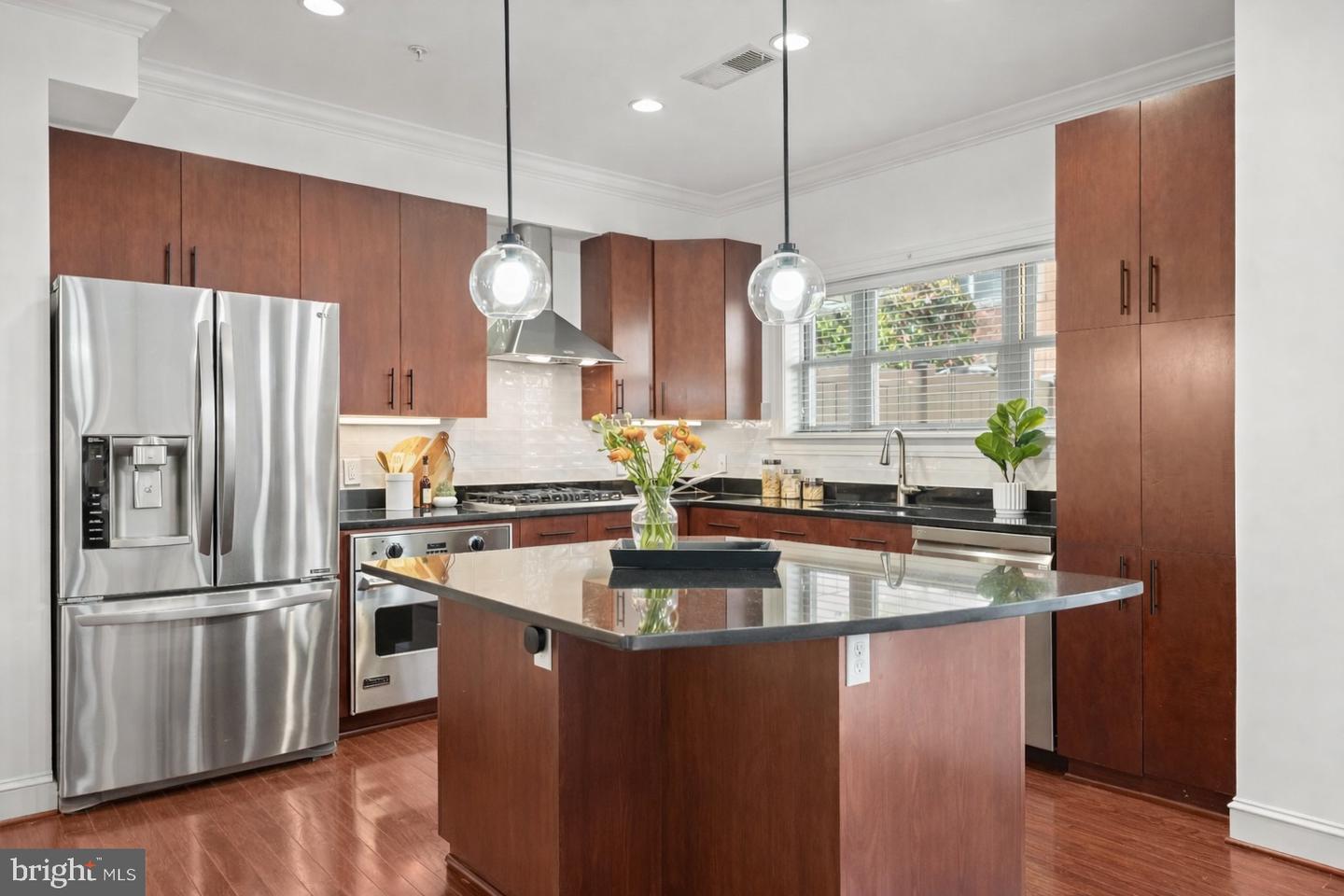 2227 12TH CT N, ARLINGTON, Virginia 22201, 4 Bedrooms Bedrooms, 13 Rooms Rooms,2 BathroomsBathrooms,Residential,For sale,2227 12TH CT N,VAAR2067924 MLS # VAAR2067924 2227 12TH CT N, ARLINGTON, Virginia 22201, 4 Bedrooms Bedrooms, 13 Rooms Rooms,2 BathroomsBathrooms,Residential,For sale,2227 12TH CT N,VAAR2067924 MLS # VAAR2067924