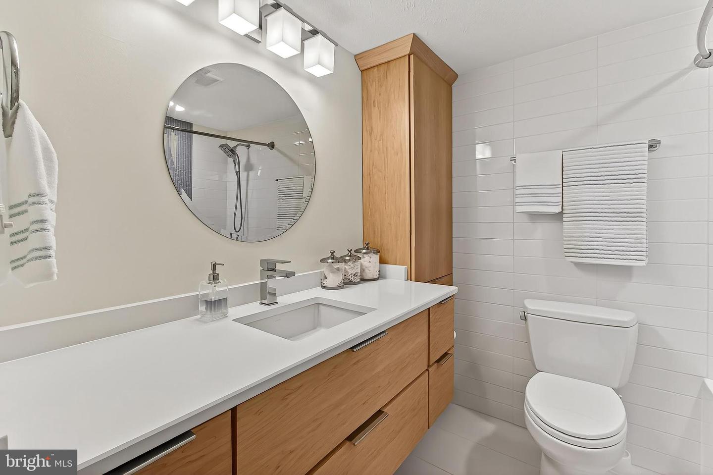 3826 BEECH DOWN DR, CHANTILLY, Virginia 20151, 3 Bedrooms Bedrooms, ,2 BathroomsBathrooms,Residential,For sale,3826 BEECH DOWN DR,VAFX2286782 MLS # VAFX2286782