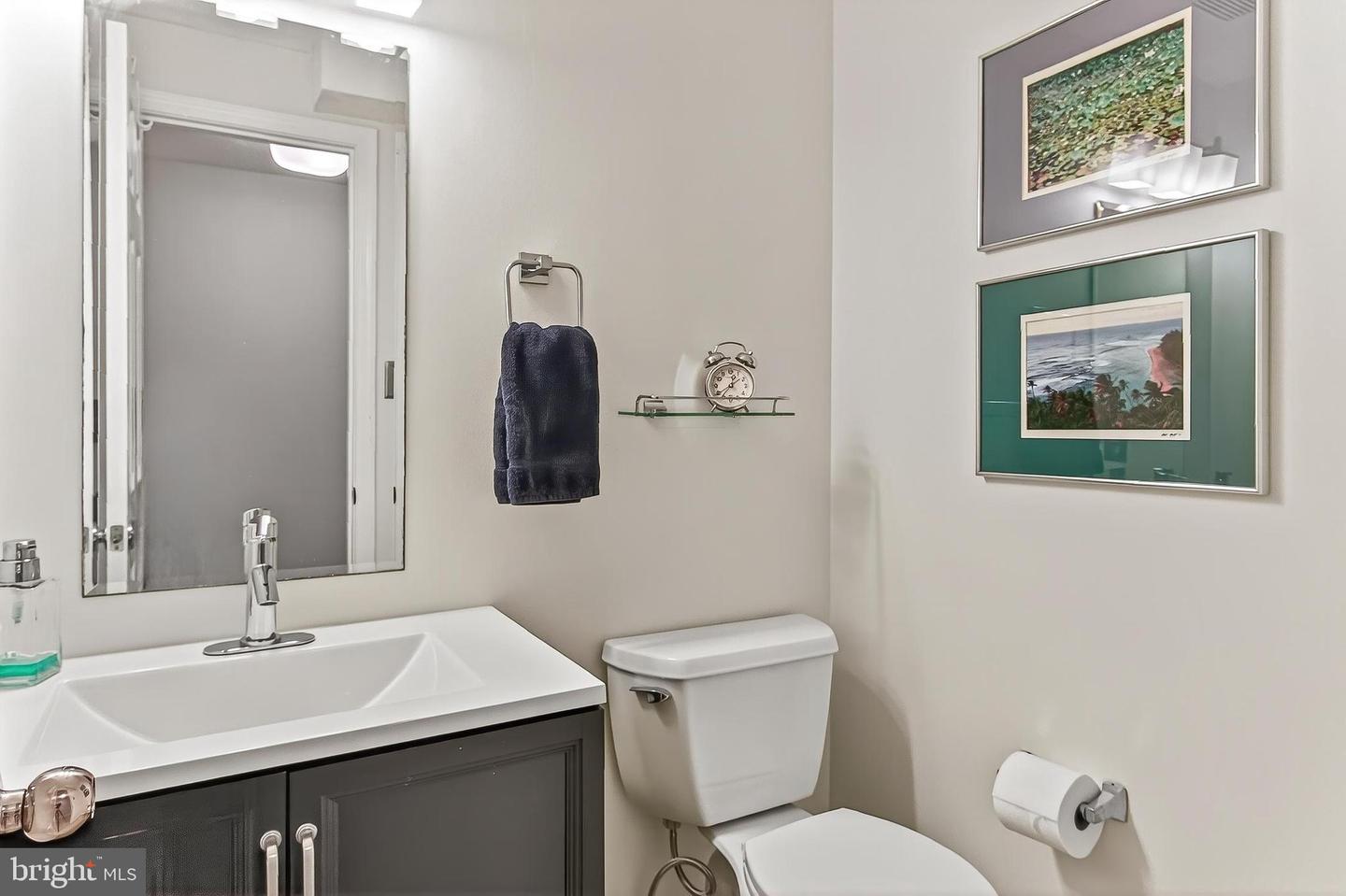 3826 BEECH DOWN DR, CHANTILLY, Virginia 20151, 3 Bedrooms Bedrooms, ,2 BathroomsBathrooms,Residential,For sale,3826 BEECH DOWN DR,VAFX2286782 MLS # VAFX2286782