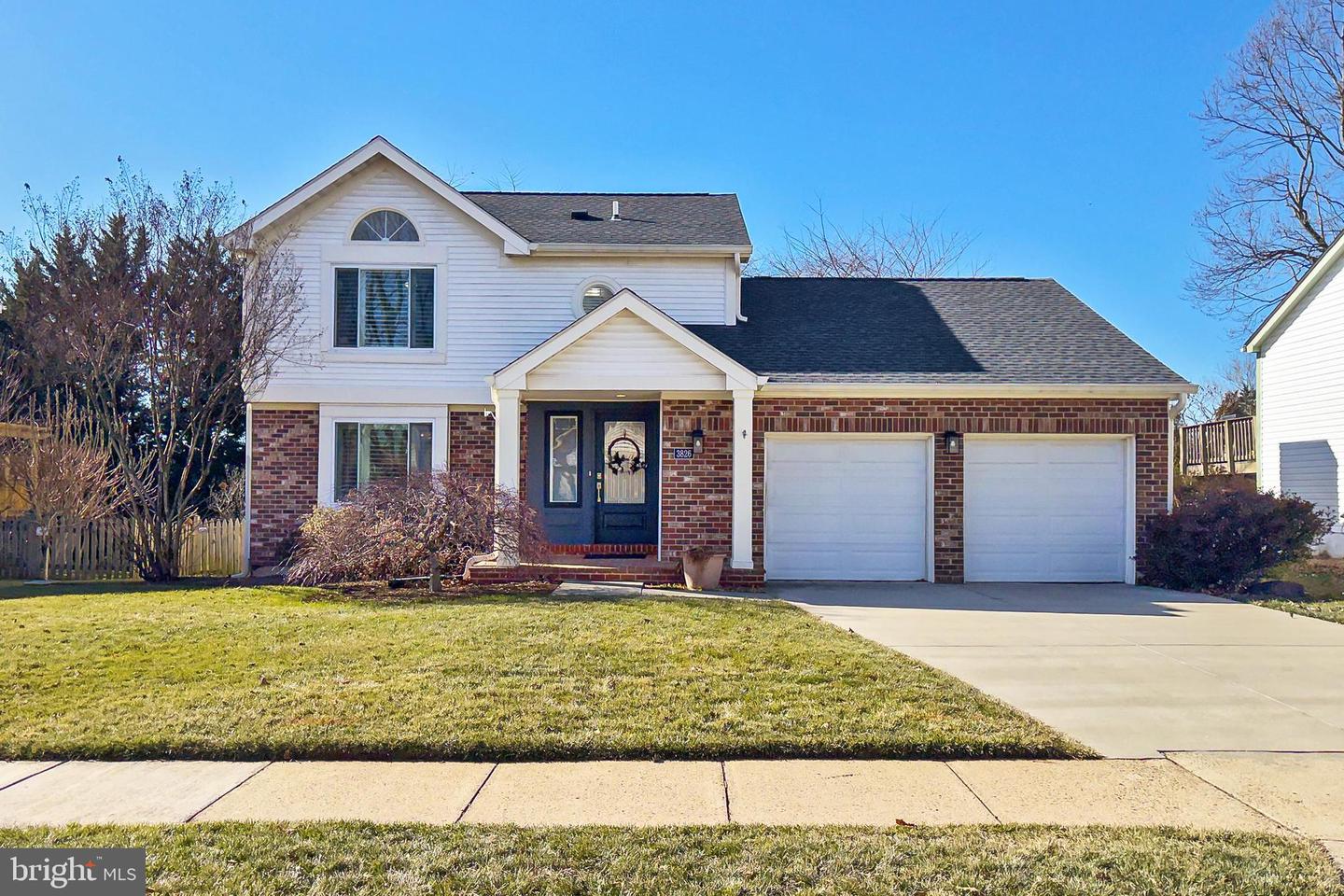 3826 BEECH DOWN DR, CHANTILLY, Virginia 20151, 3 Bedrooms Bedrooms, ,2 BathroomsBathrooms,Residential,For sale,3826 BEECH DOWN DR,VAFX2286782 MLS # VAFX2286782