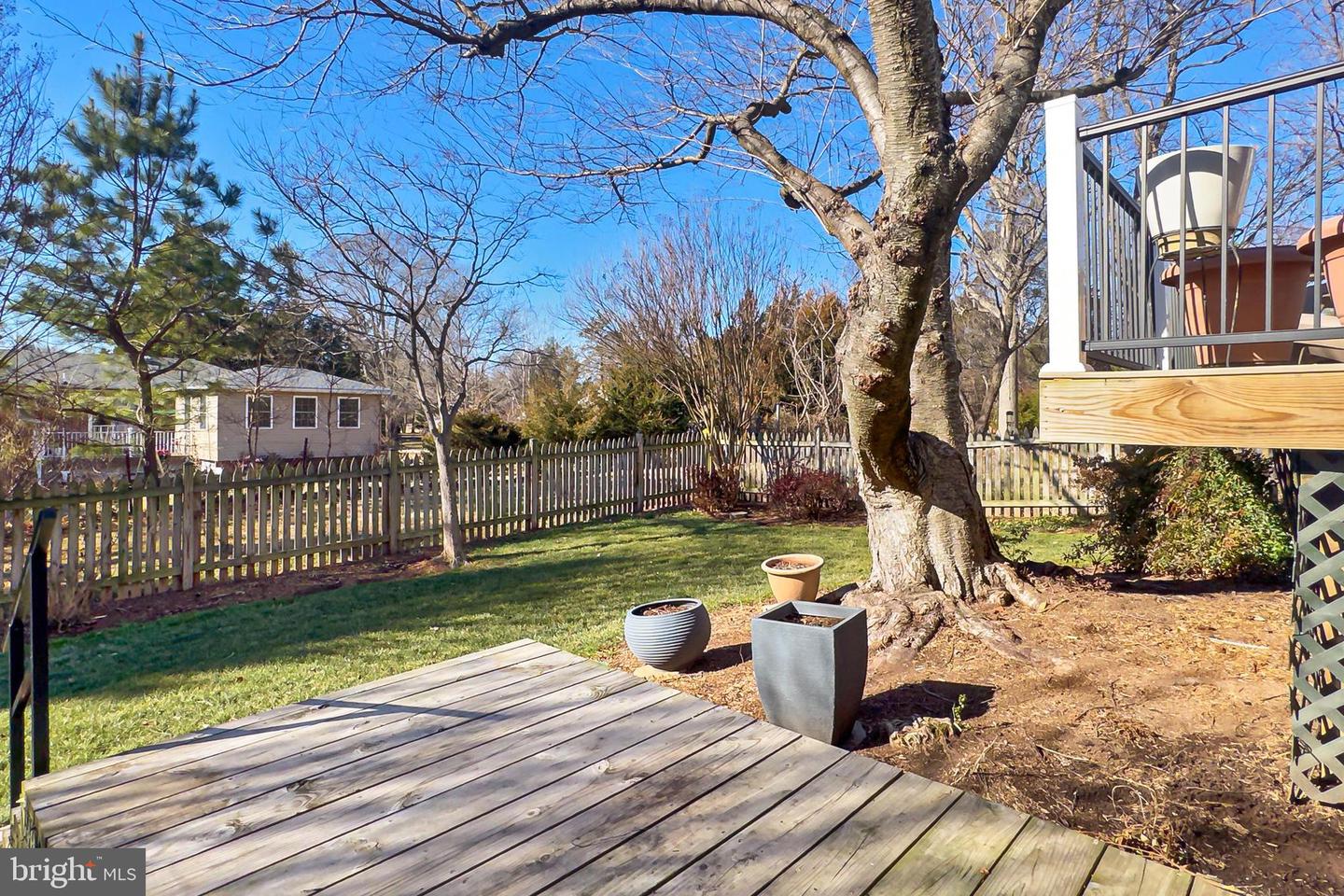 3826 BEECH DOWN DR, CHANTILLY, Virginia 20151, 3 Bedrooms Bedrooms, ,2 BathroomsBathrooms,Residential,For sale,3826 BEECH DOWN DR,VAFX2286782 MLS # VAFX2286782