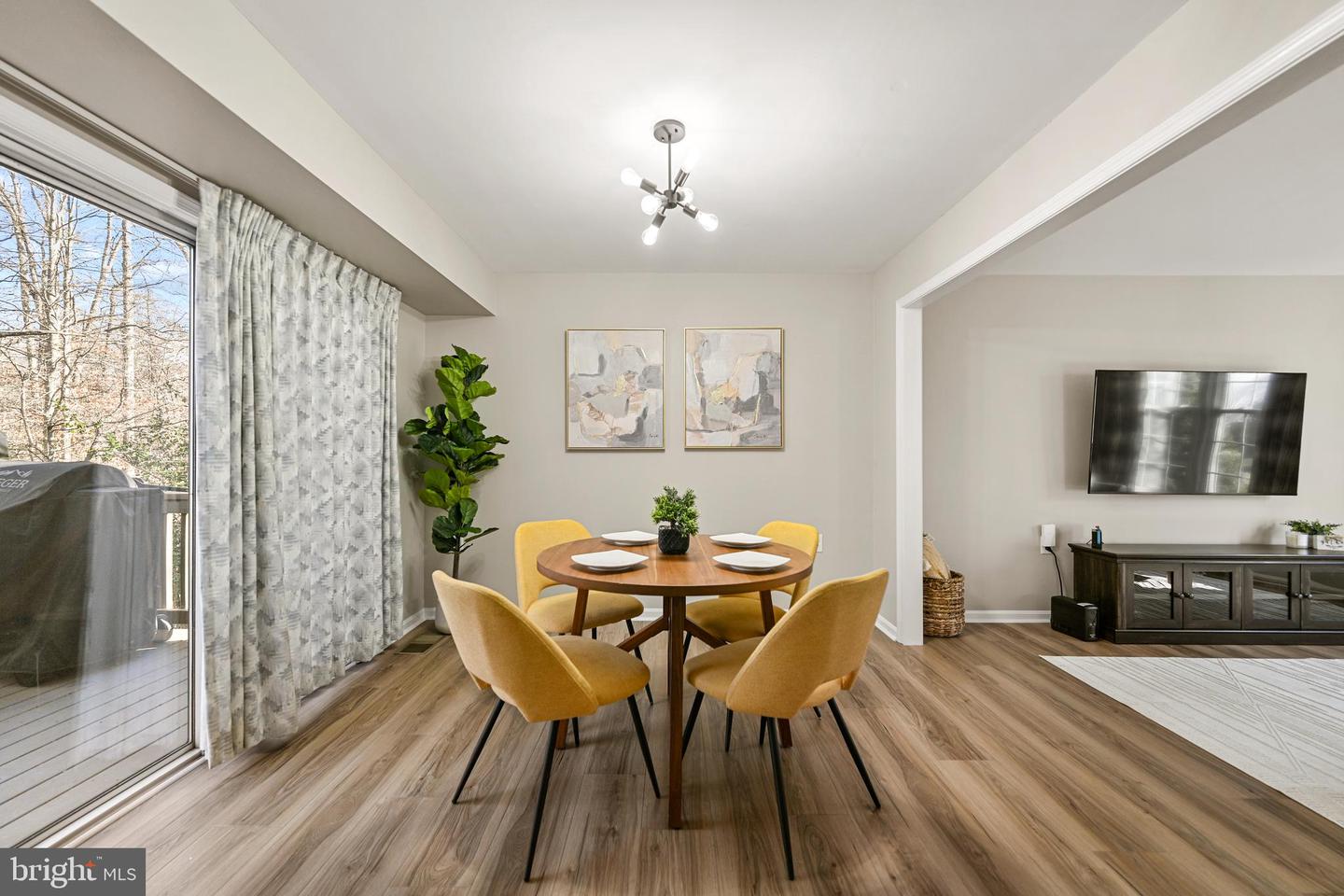 11969 SHOREWOOD CT, WOODBRIDGE, Virginia 22192, 4 Bedrooms Bedrooms, ,3 BathroomsBathrooms,Residential,For sale,11969 SHOREWOOD CT,VAPW2110928 MLS # VAPW2110928