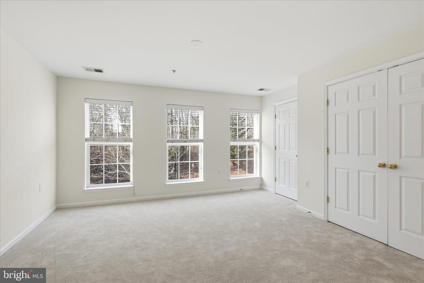 6066 ASTER HAVEN CIR, HAYMARKET, Virginia 20169, 3 Bedrooms Bedrooms, ,2 BathroomsBathrooms,Residential,For sale,6066 ASTER HAVEN CIR,VAPW2110936 MLS # VAPW2110936