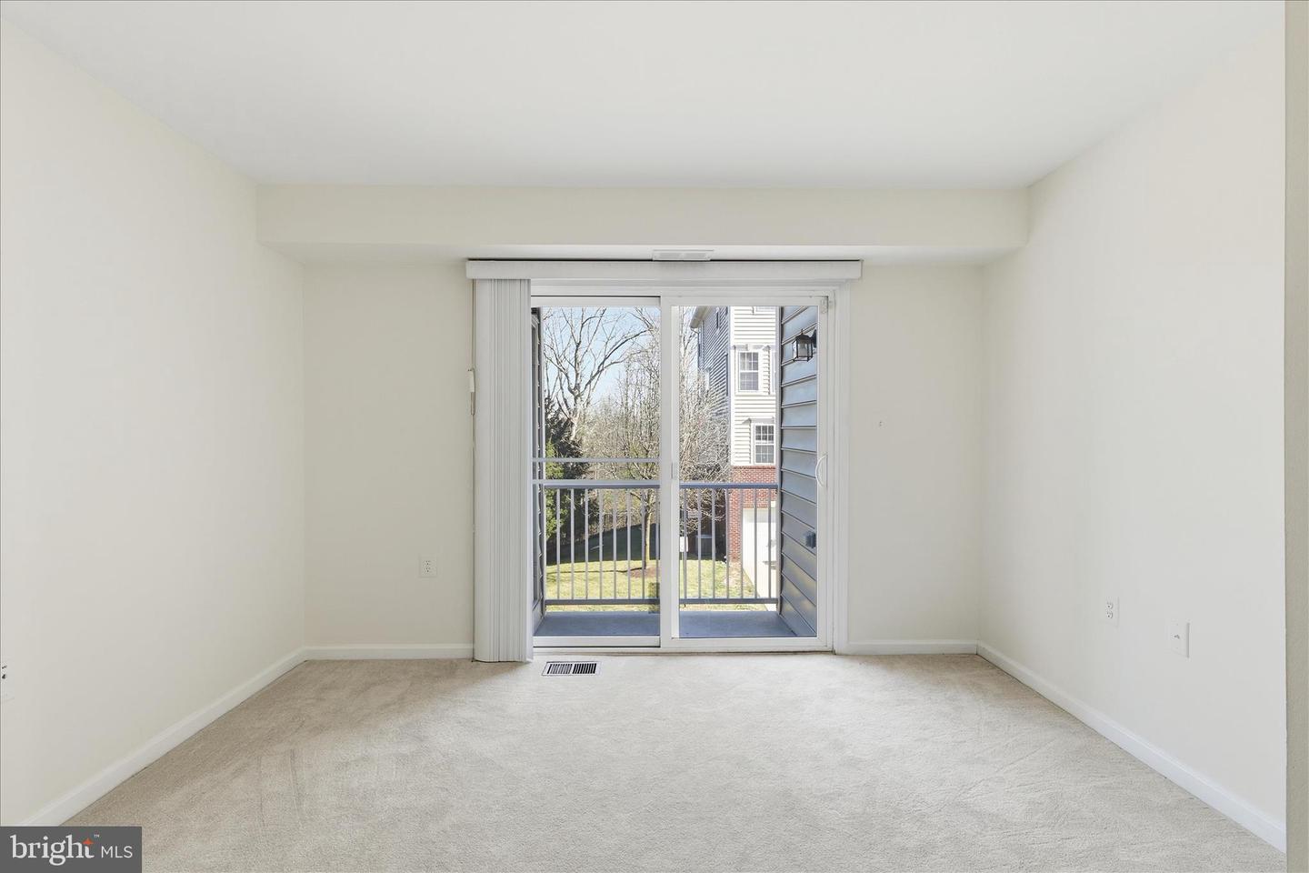 6066 ASTER HAVEN CIR, HAYMARKET, Virginia 20169, 3 Bedrooms Bedrooms, ,2 BathroomsBathrooms,Residential,For sale,6066 ASTER HAVEN CIR,VAPW2110936 MLS # VAPW2110936