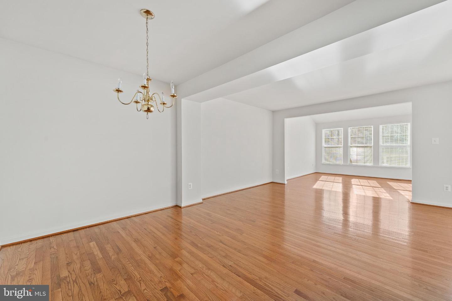 3908 FOUNTAIN BRIDGE CT, FREDERICKSBURG, Virginia 22408, 2 Bedrooms Bedrooms, ,2 BathroomsBathrooms,Residential,For sale,3908 FOUNTAIN BRIDGE CT,VASP2038774 MLS # VASP2038774