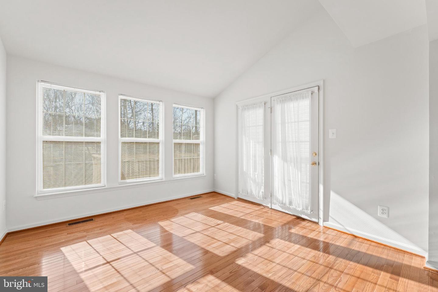 3908 FOUNTAIN BRIDGE CT, FREDERICKSBURG, Virginia 22408, 2 Bedrooms Bedrooms, ,2 BathroomsBathrooms,Residential,For sale,3908 FOUNTAIN BRIDGE CT,VASP2038774 MLS # VASP2038774