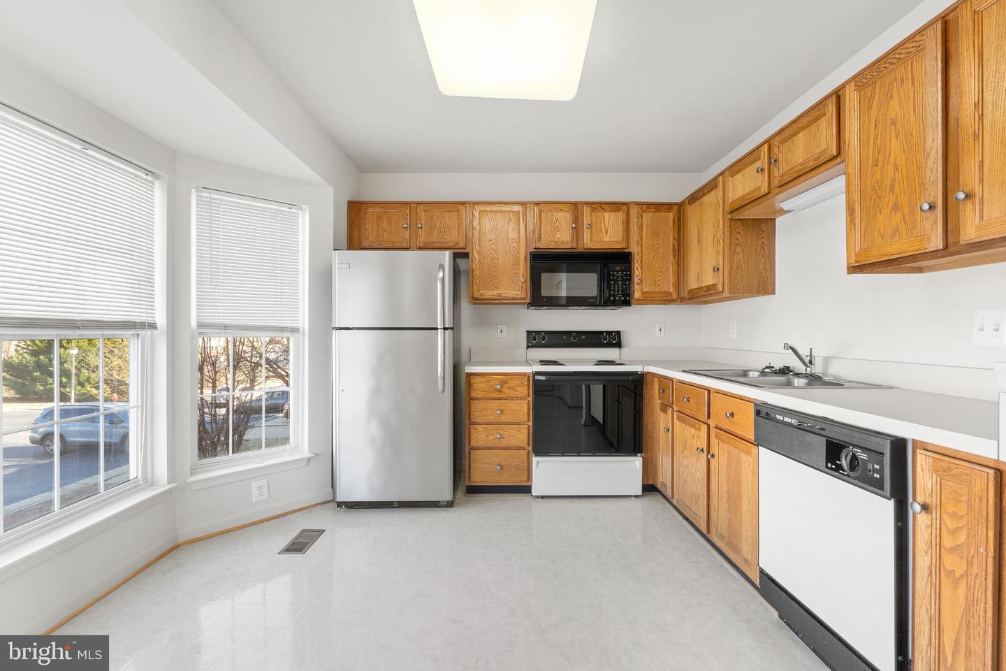 3908 FOUNTAIN BRIDGE CT, FREDERICKSBURG, Virginia 22408, 2 Bedrooms Bedrooms, ,2 BathroomsBathrooms,Residential,For sale,3908 FOUNTAIN BRIDGE CT,VASP2038774 MLS # VASP2038774