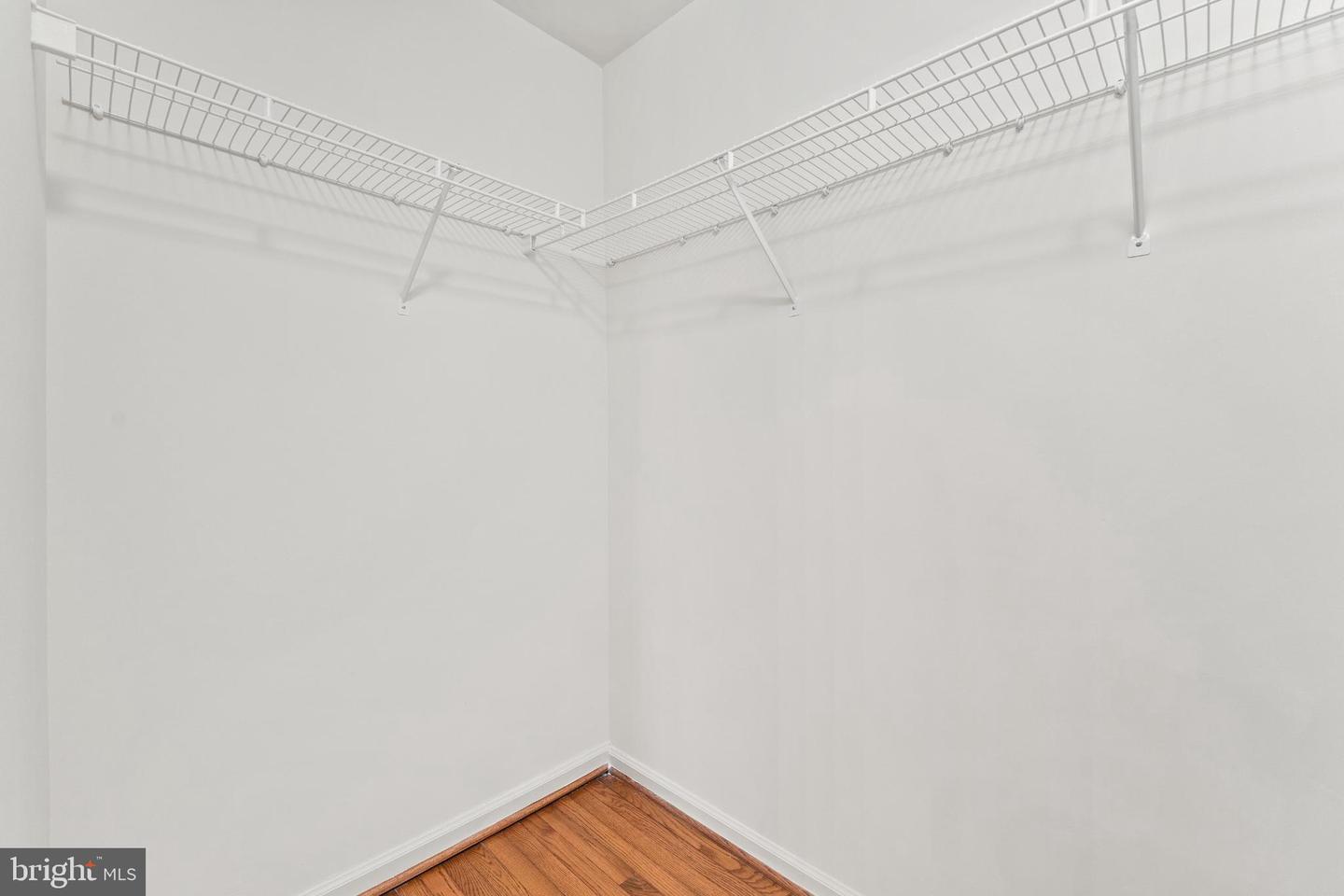 3908 FOUNTAIN BRIDGE CT, FREDERICKSBURG, Virginia 22408, 2 Bedrooms Bedrooms, ,2 BathroomsBathrooms,Residential,For sale,3908 FOUNTAIN BRIDGE CT,VASP2038774 MLS # VASP2038774