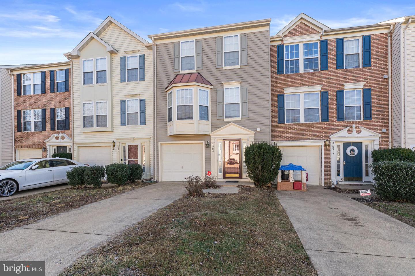 3908 FOUNTAIN BRIDGE CT, FREDERICKSBURG, Virginia 22408, 2 Bedrooms Bedrooms, ,2 BathroomsBathrooms,Residential,For sale,3908 FOUNTAIN BRIDGE CT,VASP2038774 MLS # VASP2038774