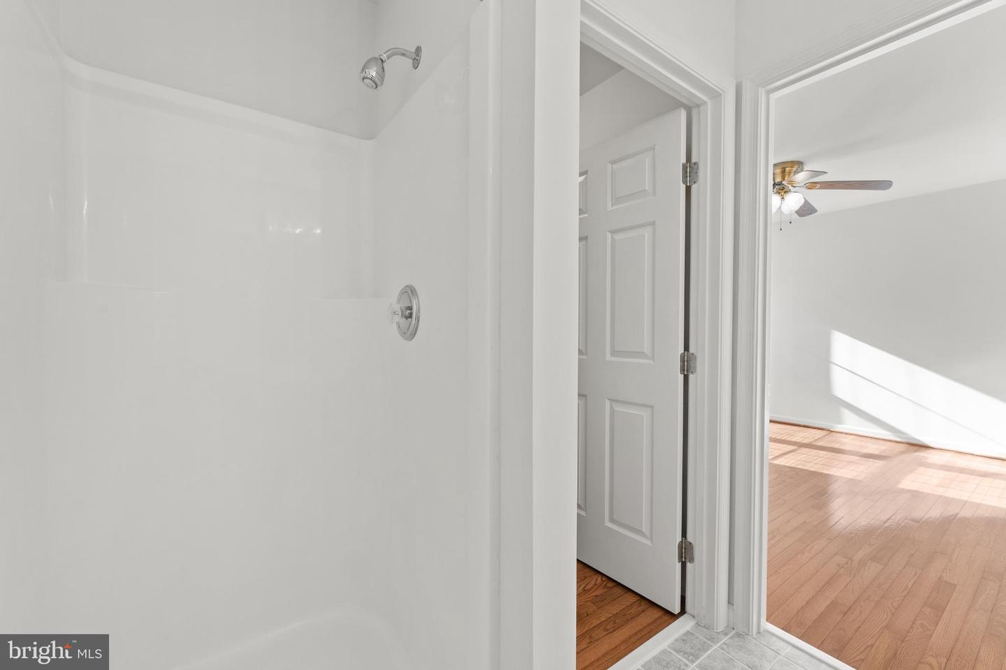 3908 FOUNTAIN BRIDGE CT, FREDERICKSBURG, Virginia 22408, 2 Bedrooms Bedrooms, ,2 BathroomsBathrooms,Residential,For sale,3908 FOUNTAIN BRIDGE CT,VASP2038774 MLS # VASP2038774