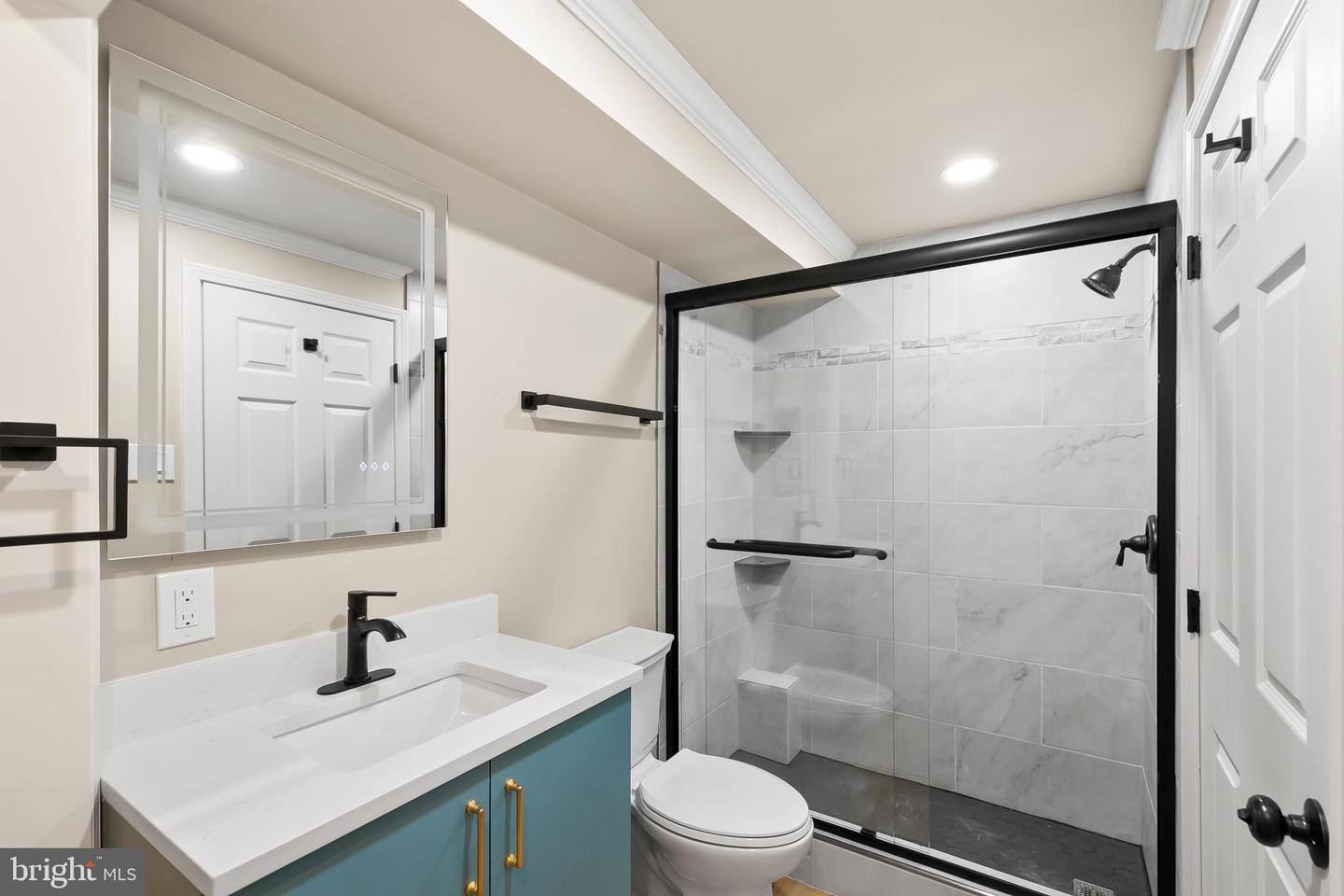 8385-A BROCKHAM DR #A, ALEXANDRIA, Virginia 22309, 2 Bedrooms Bedrooms, 4 Rooms Rooms,2 BathroomsBathrooms,Residential,For sale,8385-A BROCKHAM DR #A,VAFX2286894 MLS # VAFX2286894