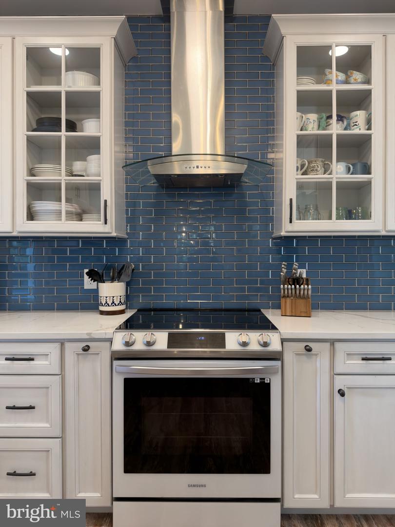 5403 PEARL DR, CHINCOTEAGUE ISLAND, Virginia 23336, 4 Bedrooms Bedrooms, ,2 BathroomsBathrooms,Residential,For sale,5403 PEARL DR,VAAC2002564 MLS # VAAC2002564