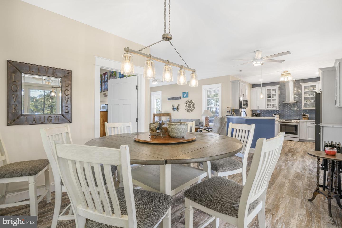 5403 PEARL DR, CHINCOTEAGUE ISLAND, Virginia 23336, 4 Bedrooms Bedrooms, ,2 BathroomsBathrooms,Residential,For sale,5403 PEARL DR,VAAC2002564 MLS # VAAC2002564