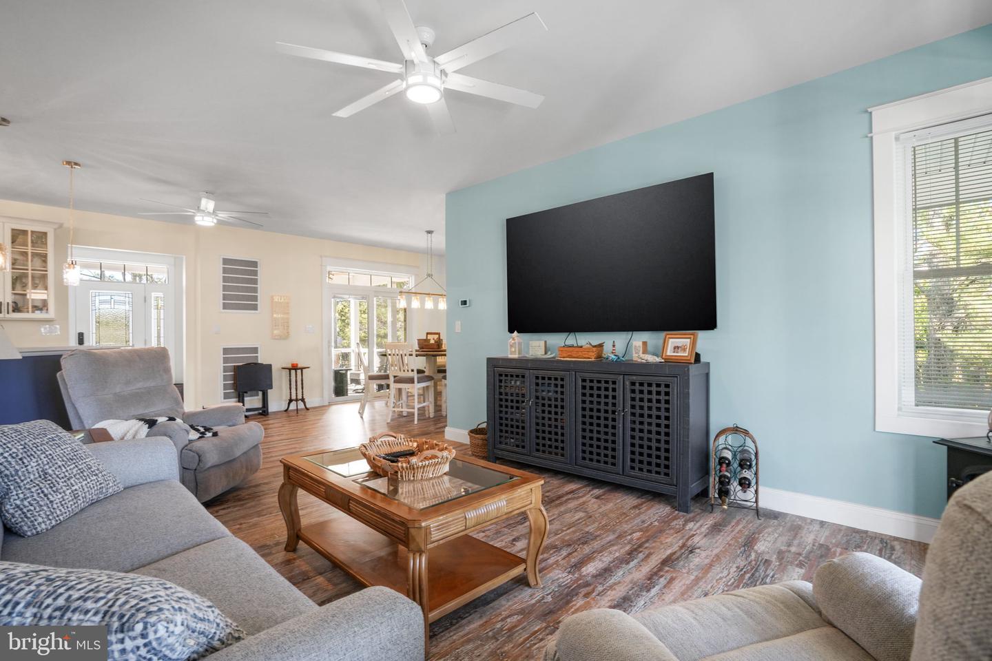 5403 PEARL DR, CHINCOTEAGUE ISLAND, Virginia 23336, 4 Bedrooms Bedrooms, ,2 BathroomsBathrooms,Residential,For sale,5403 PEARL DR,VAAC2002564 MLS # VAAC2002564