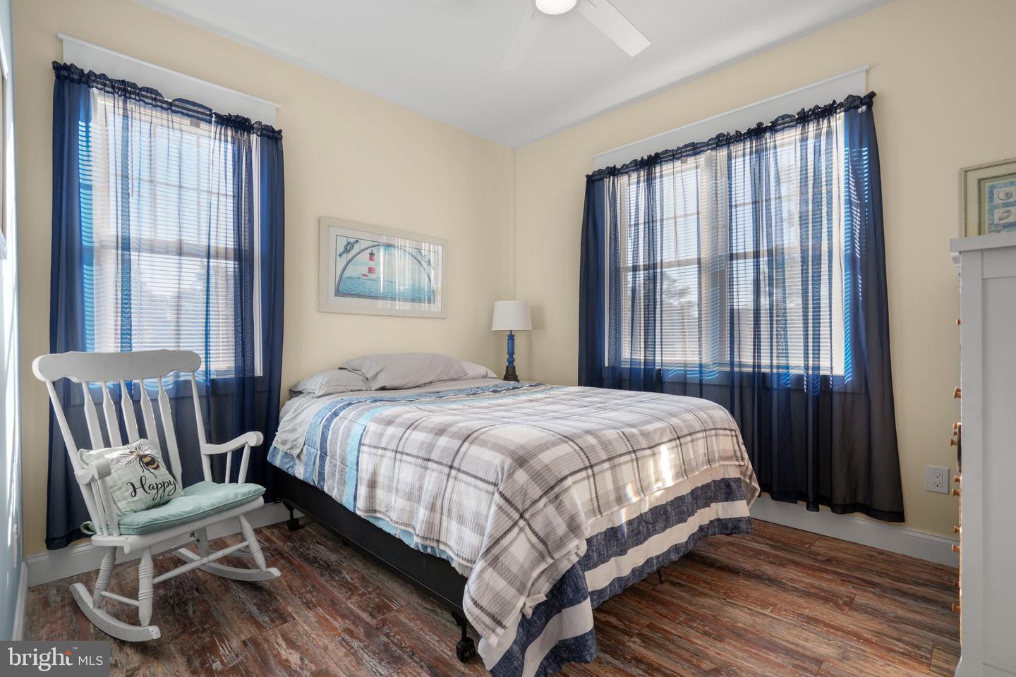 5403 PEARL DR, CHINCOTEAGUE ISLAND, Virginia 23336, 4 Bedrooms Bedrooms, ,2 BathroomsBathrooms,Residential,For sale,5403 PEARL DR,VAAC2002564 MLS # VAAC2002564