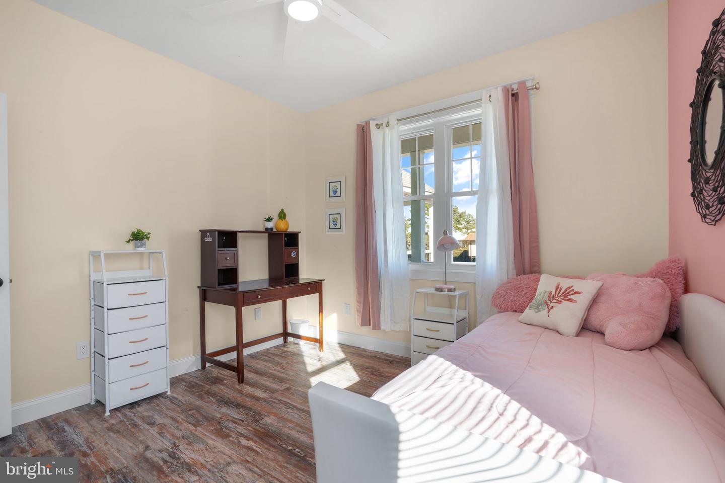 5403 PEARL DR, CHINCOTEAGUE ISLAND, Virginia 23336, 4 Bedrooms Bedrooms, ,2 BathroomsBathrooms,Residential,For sale,5403 PEARL DR,VAAC2002564 MLS # VAAC2002564