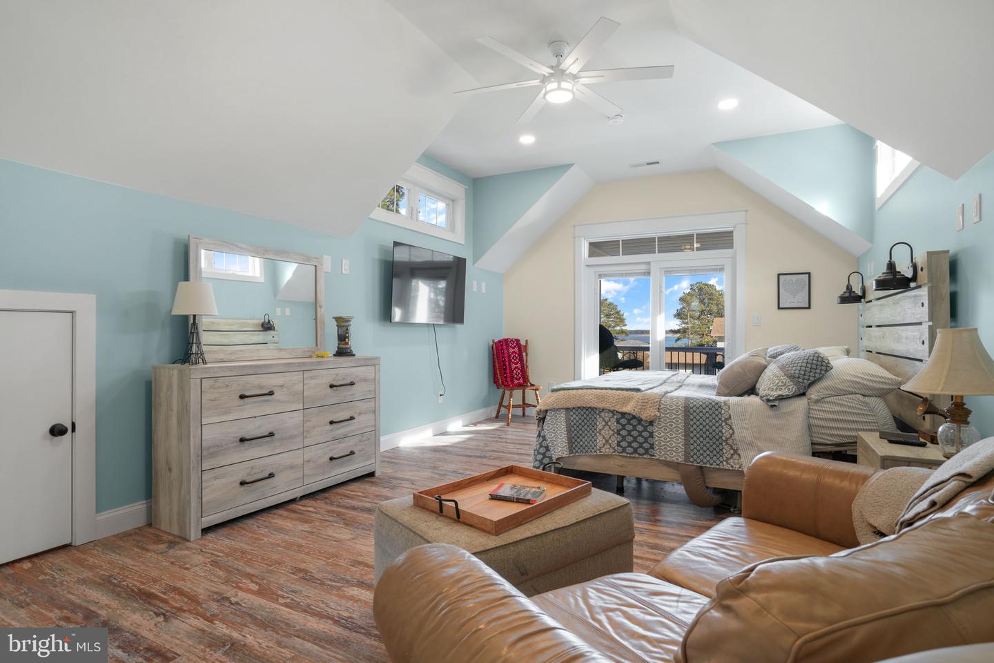 5403 PEARL DR, CHINCOTEAGUE ISLAND, Virginia 23336, 4 Bedrooms Bedrooms, ,2 BathroomsBathrooms,Residential,For sale,5403 PEARL DR,VAAC2002564 MLS # VAAC2002564