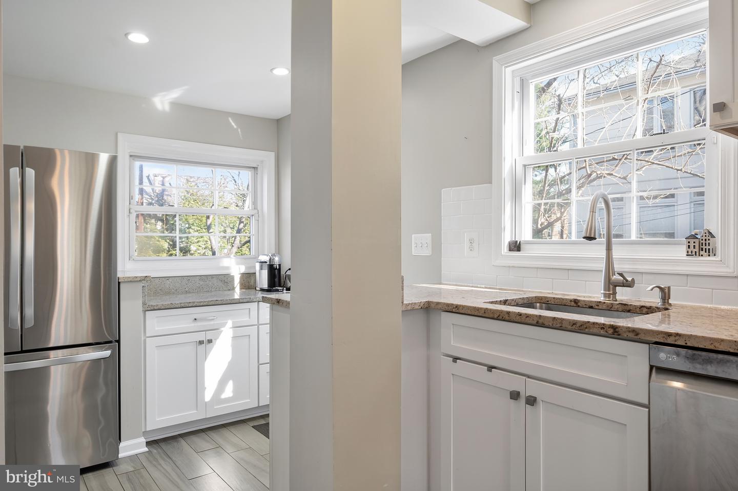 413 TENNESSEE AVE, ALEXANDRIA, Virginia 22305, 3 Bedrooms Bedrooms, 6 Rooms Rooms,3 BathroomsBathrooms,Residential,For sale,413 TENNESSEE AVE,VAAX2053402 MLS # VAAX2053402