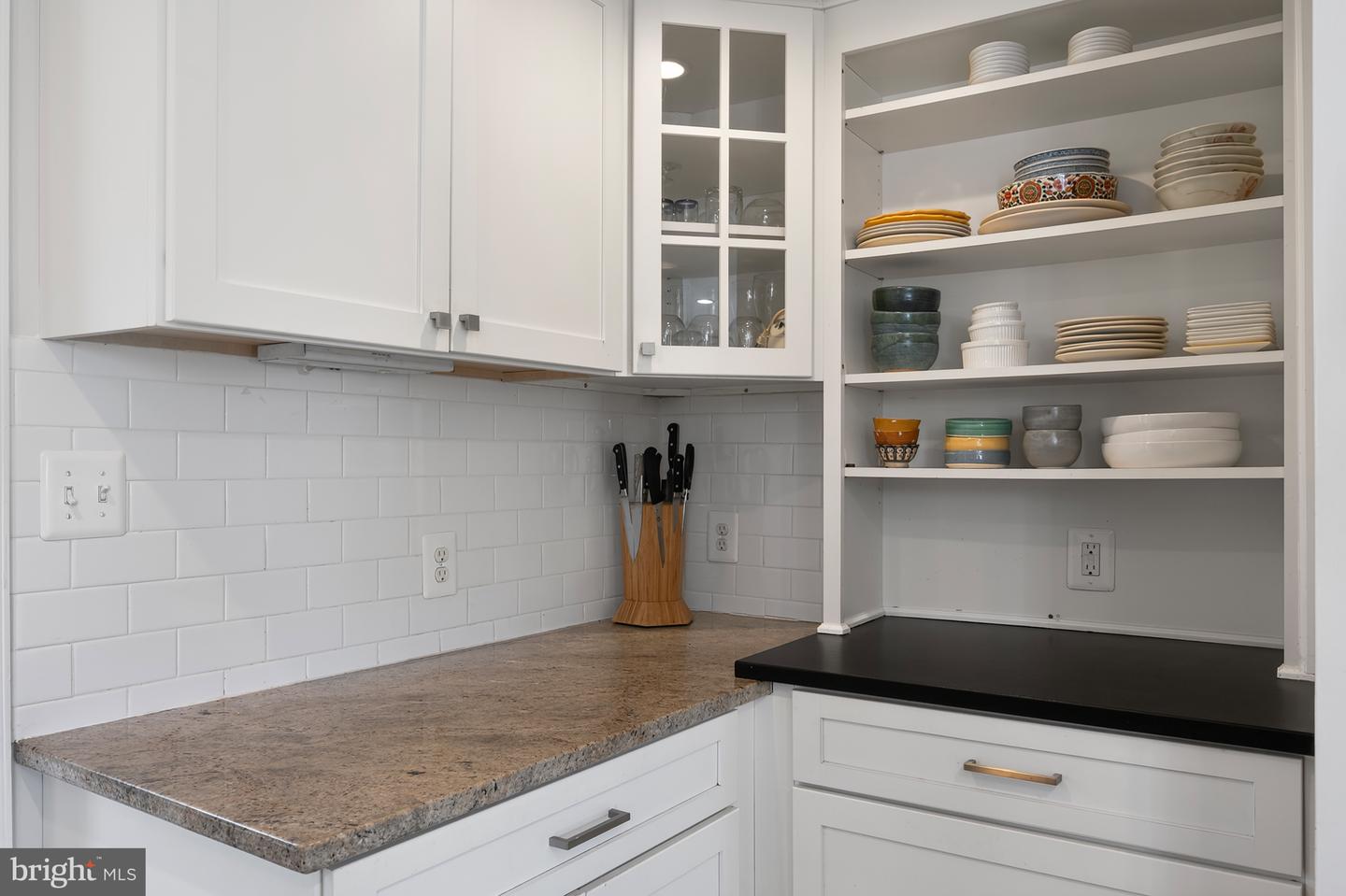 413 TENNESSEE AVE, ALEXANDRIA, Virginia 22305, 3 Bedrooms Bedrooms, 6 Rooms Rooms,3 BathroomsBathrooms,Residential,For sale,413 TENNESSEE AVE,VAAX2053402 MLS # VAAX2053402