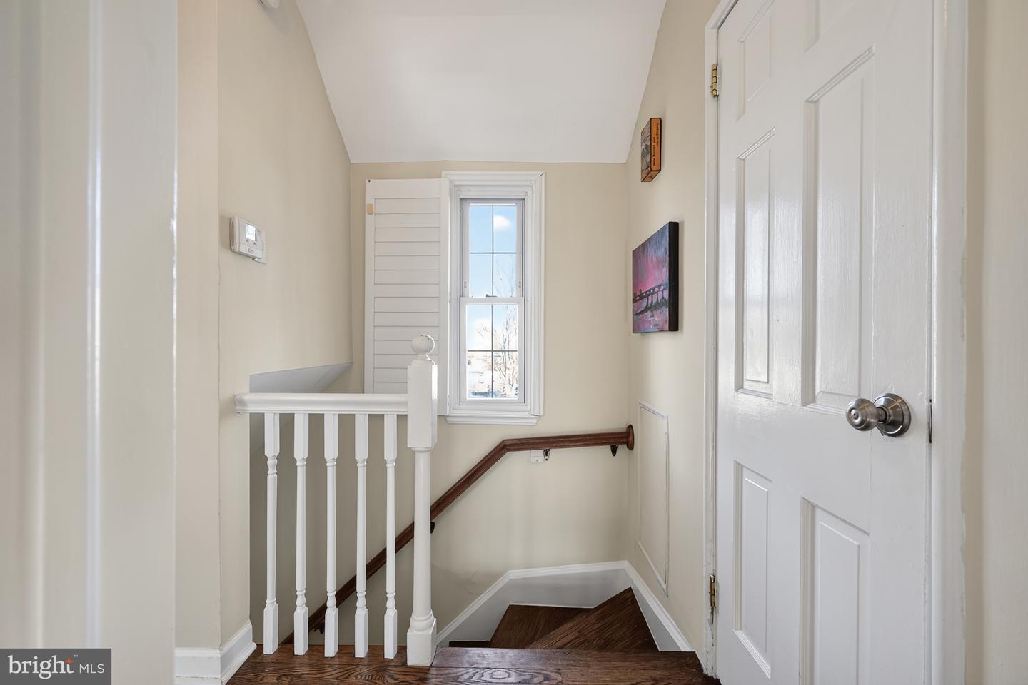 413 TENNESSEE AVE, ALEXANDRIA, Virginia 22305, 3 Bedrooms Bedrooms, 6 Rooms Rooms,3 BathroomsBathrooms,Residential,For sale,413 TENNESSEE AVE,VAAX2053402 MLS # VAAX2053402