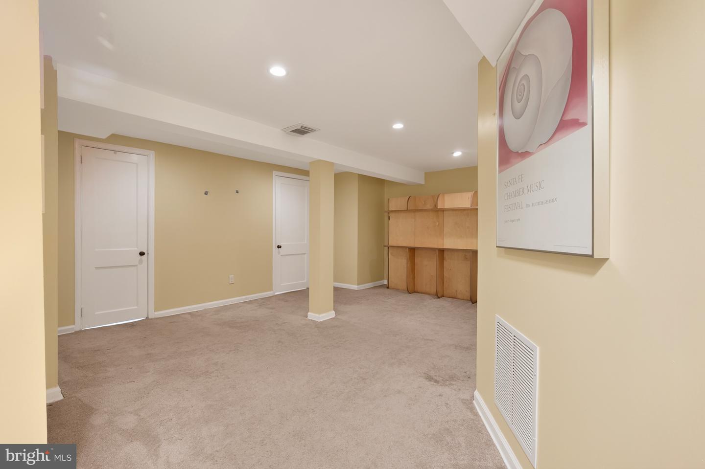 413 TENNESSEE AVE, ALEXANDRIA, Virginia 22305, 3 Bedrooms Bedrooms, 6 Rooms Rooms,3 BathroomsBathrooms,Residential,For sale,413 TENNESSEE AVE,VAAX2053402 MLS # VAAX2053402