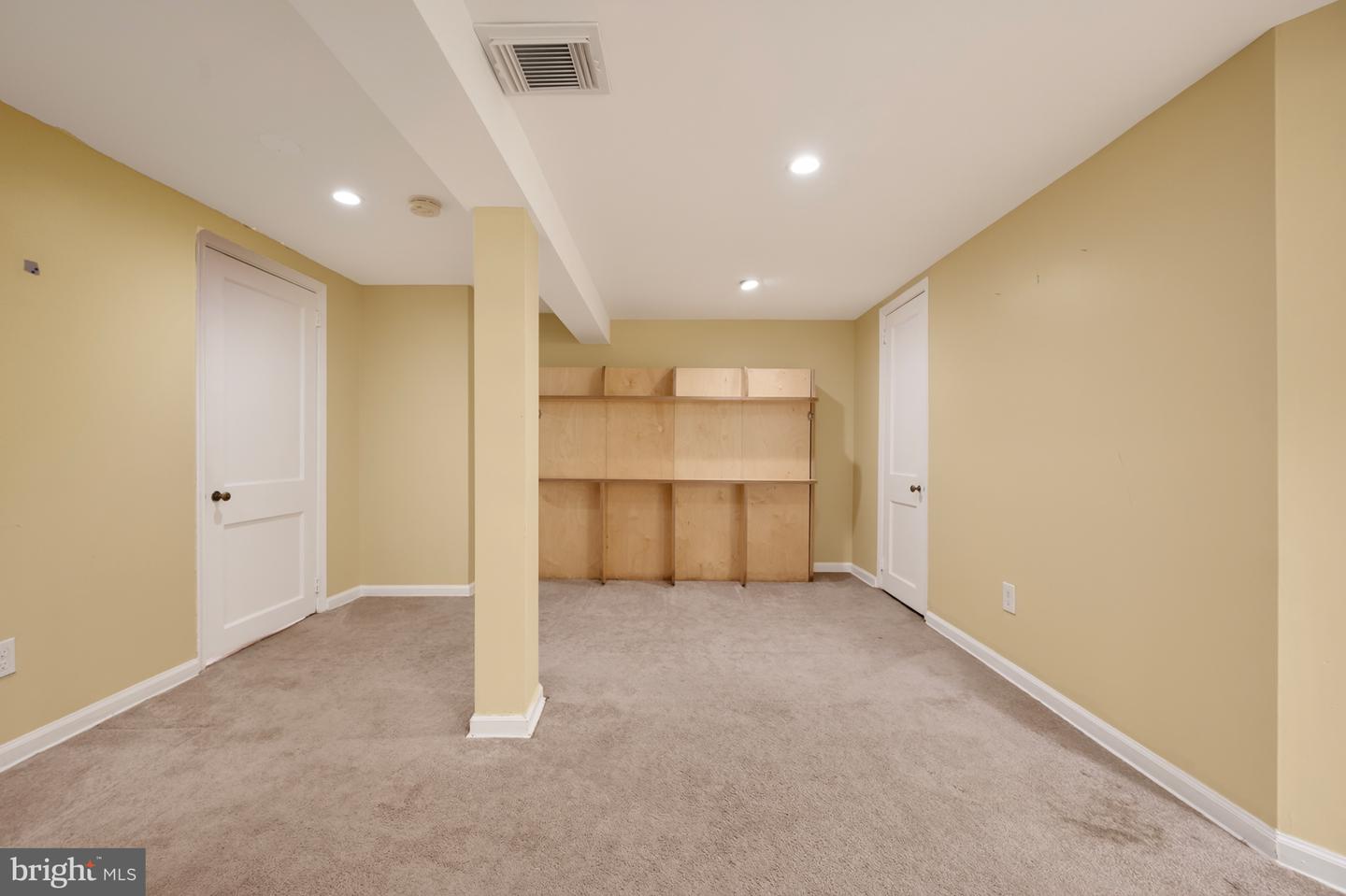 413 TENNESSEE AVE, ALEXANDRIA, Virginia 22305, 3 Bedrooms Bedrooms, 6 Rooms Rooms,3 BathroomsBathrooms,Residential,For sale,413 TENNESSEE AVE,VAAX2053402 MLS # VAAX2053402