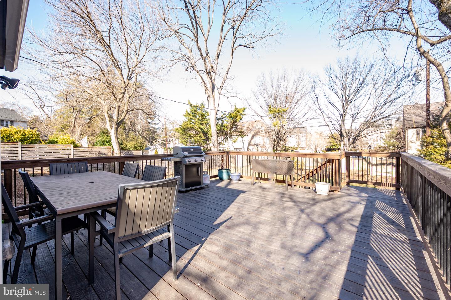 413 TENNESSEE AVE, ALEXANDRIA, Virginia 22305, 3 Bedrooms Bedrooms, 6 Rooms Rooms,3 BathroomsBathrooms,Residential,For sale,413 TENNESSEE AVE,VAAX2053402 MLS # VAAX2053402