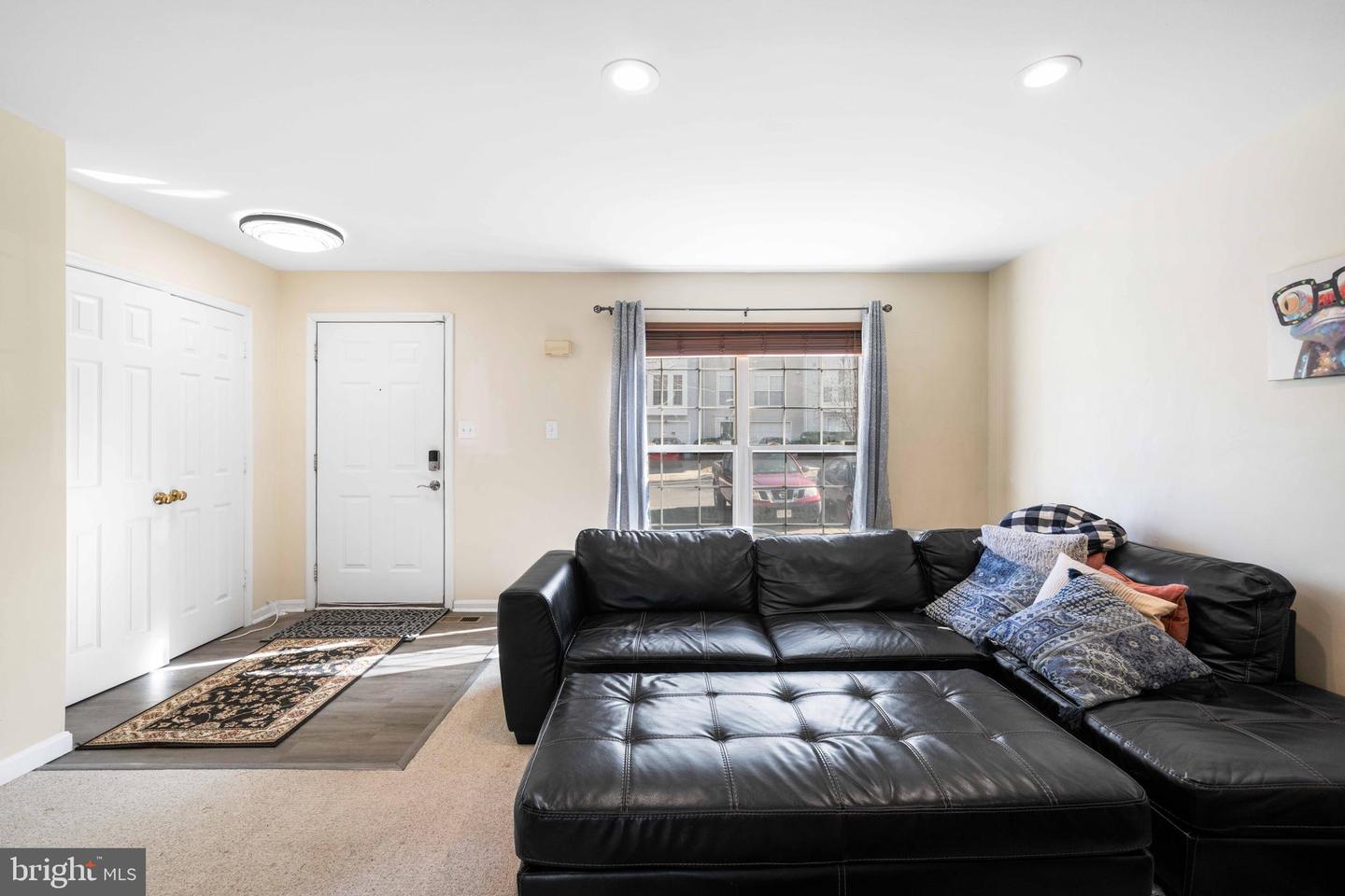 9264 KRISTY DR, MANASSAS PARK, Virginia 20111, 3 Bedrooms Bedrooms, 6 Rooms Rooms,3 BathroomsBathrooms,Residential,For sale,9264 KRISTY DR,VAMP2003610 MLS # VAMP2003610