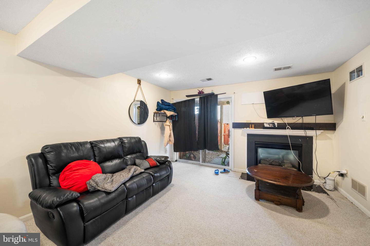 9264 KRISTY DR, MANASSAS PARK, Virginia 20111, 3 Bedrooms Bedrooms, 6 Rooms Rooms,3 BathroomsBathrooms,Residential,For sale,9264 KRISTY DR,VAMP2003610 MLS # VAMP2003610