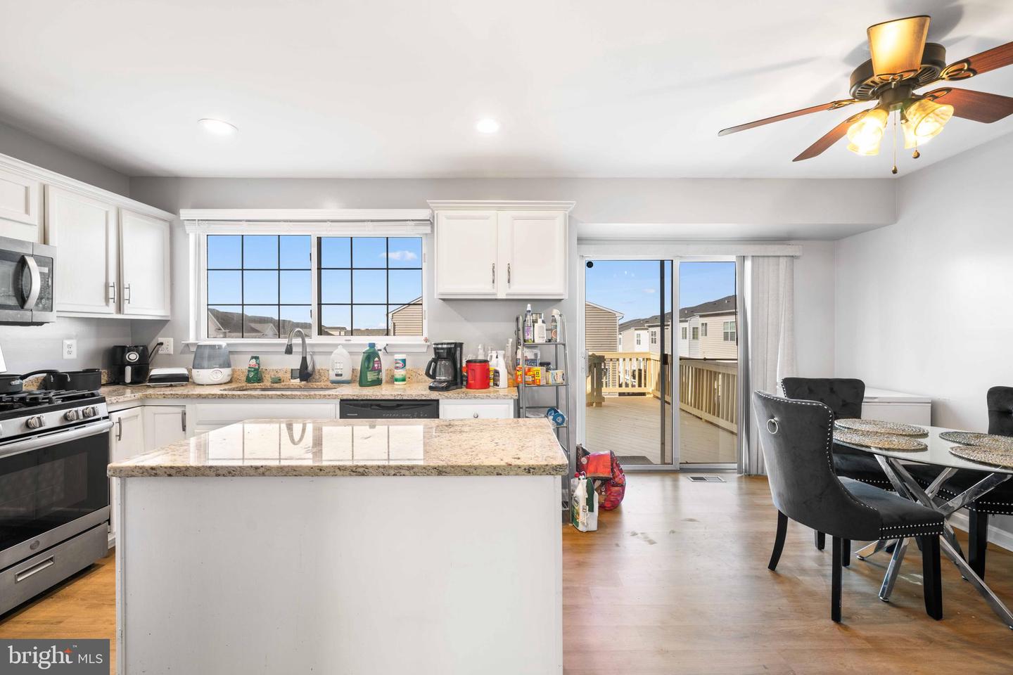 9264 KRISTY DR, MANASSAS PARK, Virginia 20111, 3 Bedrooms Bedrooms, 6 Rooms Rooms,3 BathroomsBathrooms,Residential,For sale,9264 KRISTY DR,VAMP2003610 MLS # VAMP2003610